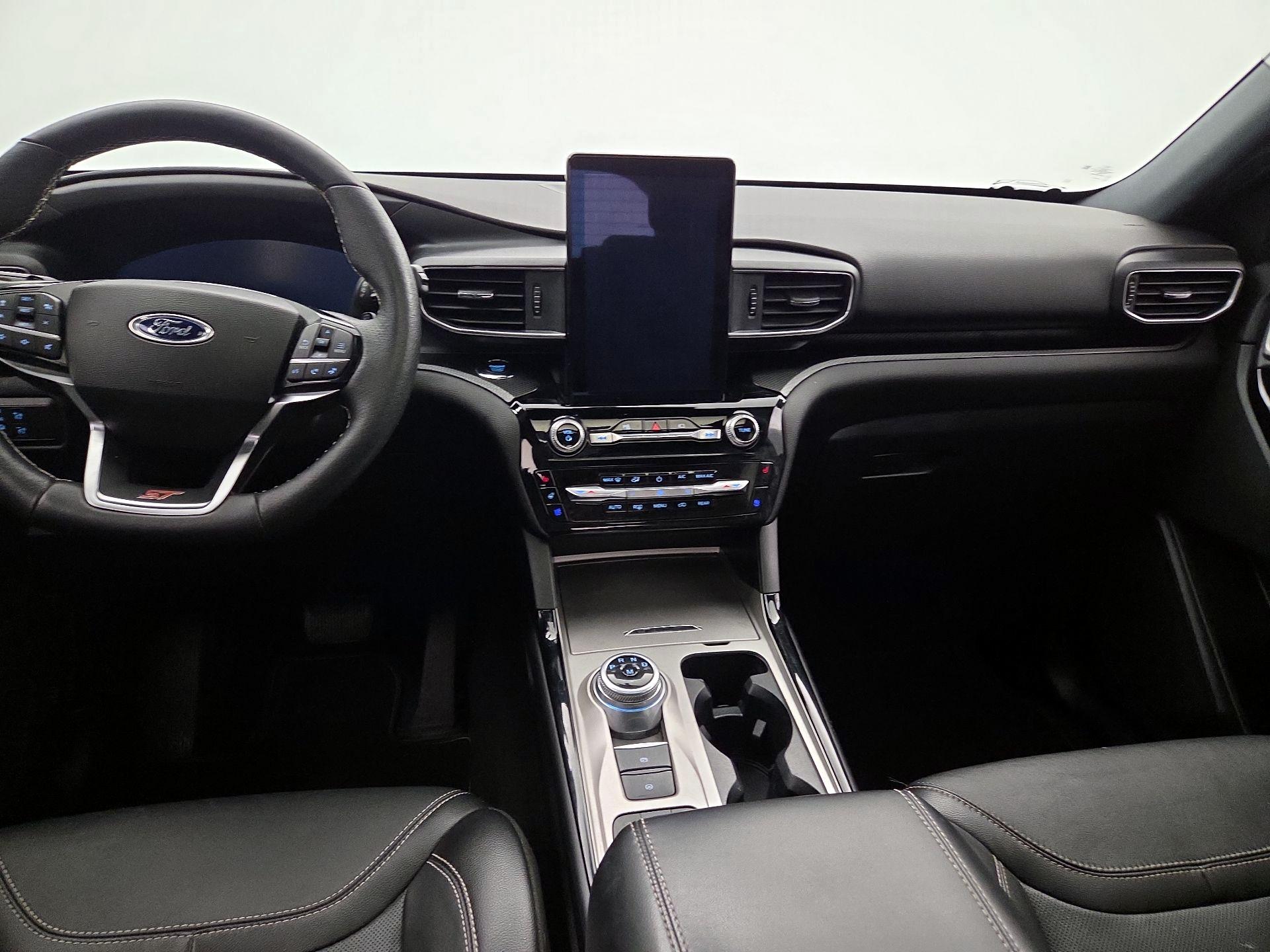 Thumbnail: 2022 Ford Explorer - 9