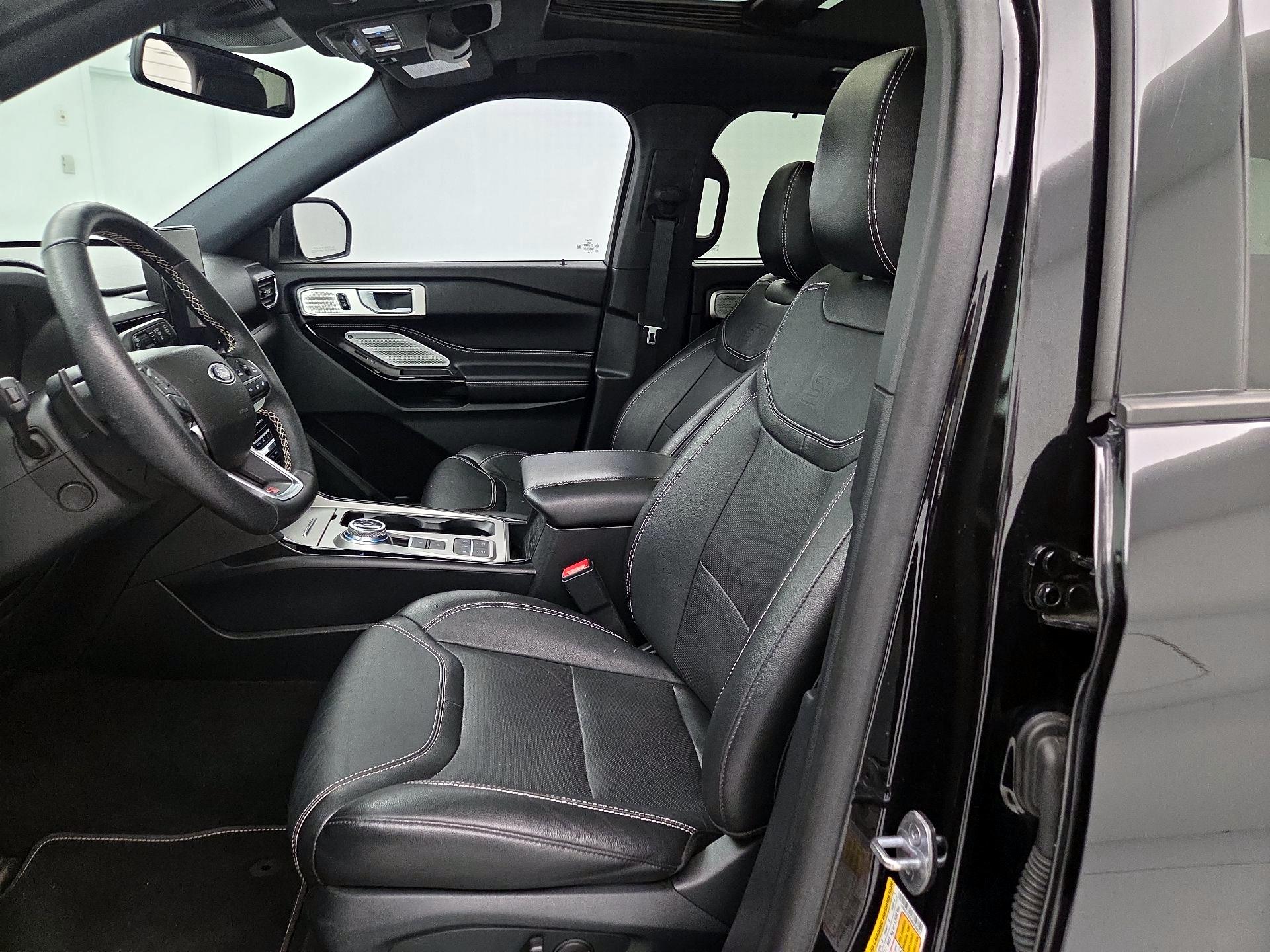 Thumbnail: 2022 Ford Explorer - 11