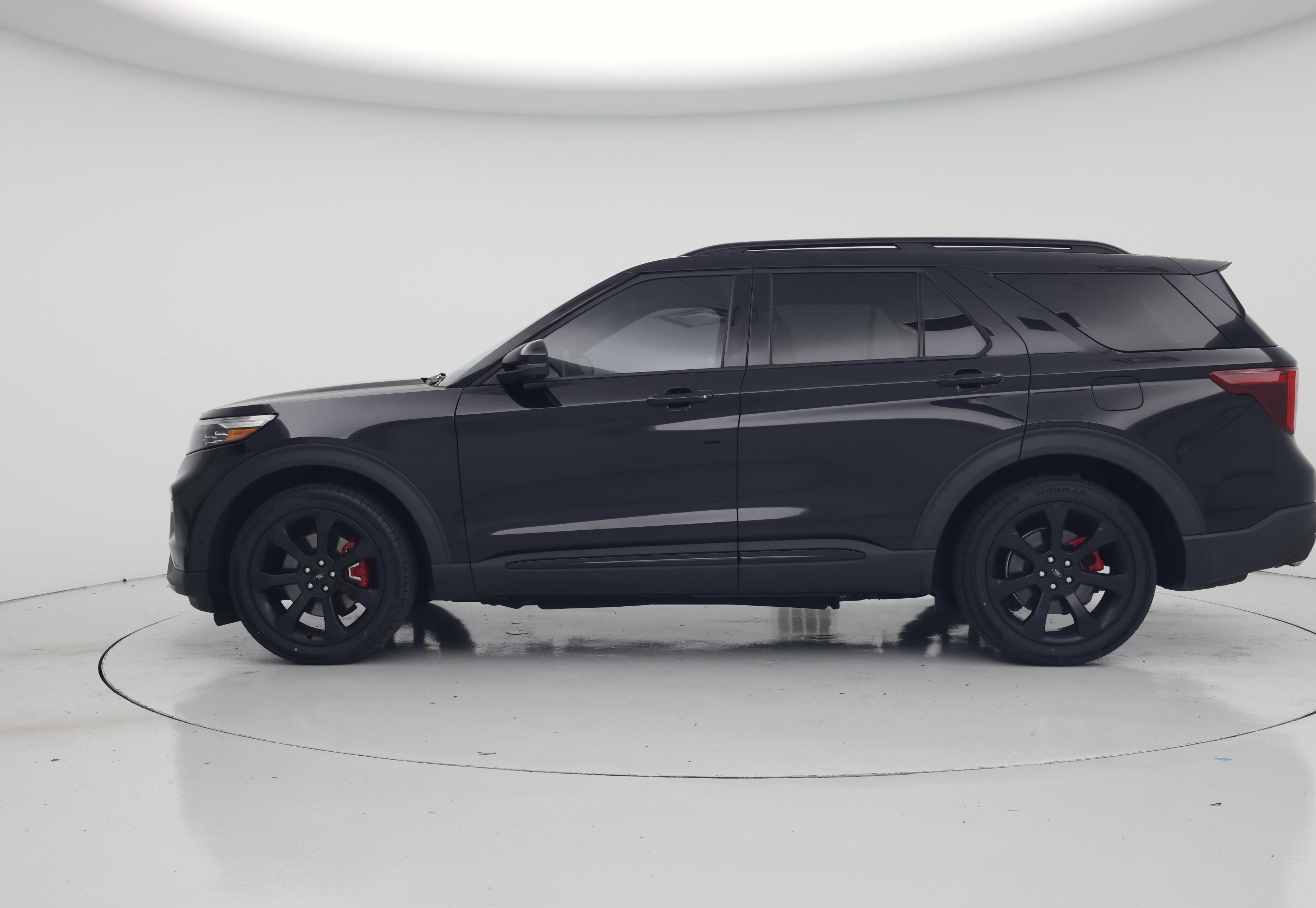 Thumbnail: 2022 Ford Explorer - 3