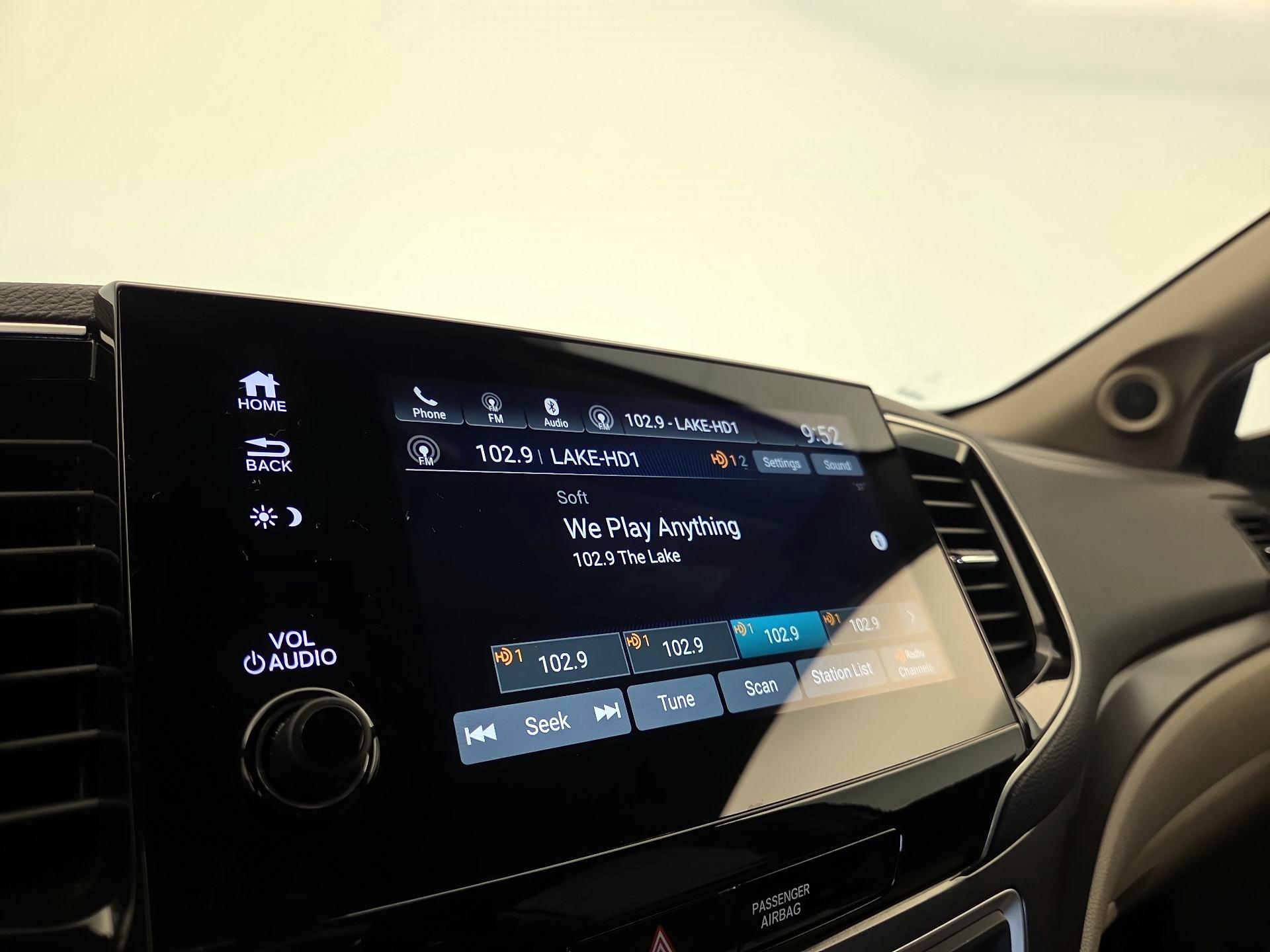 Thumbnail: 2021 Honda Pilot - 15
