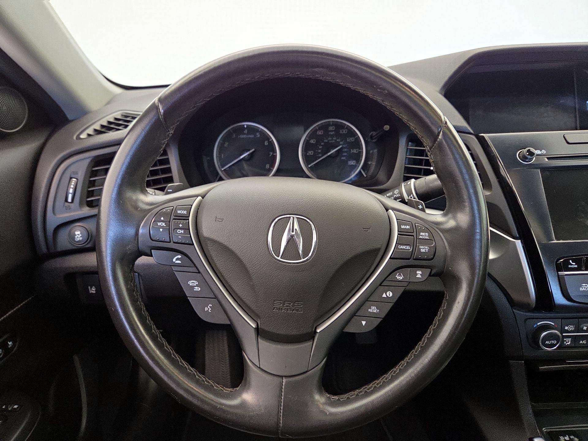 Thumbnail: 2022 Acura ILX - 10