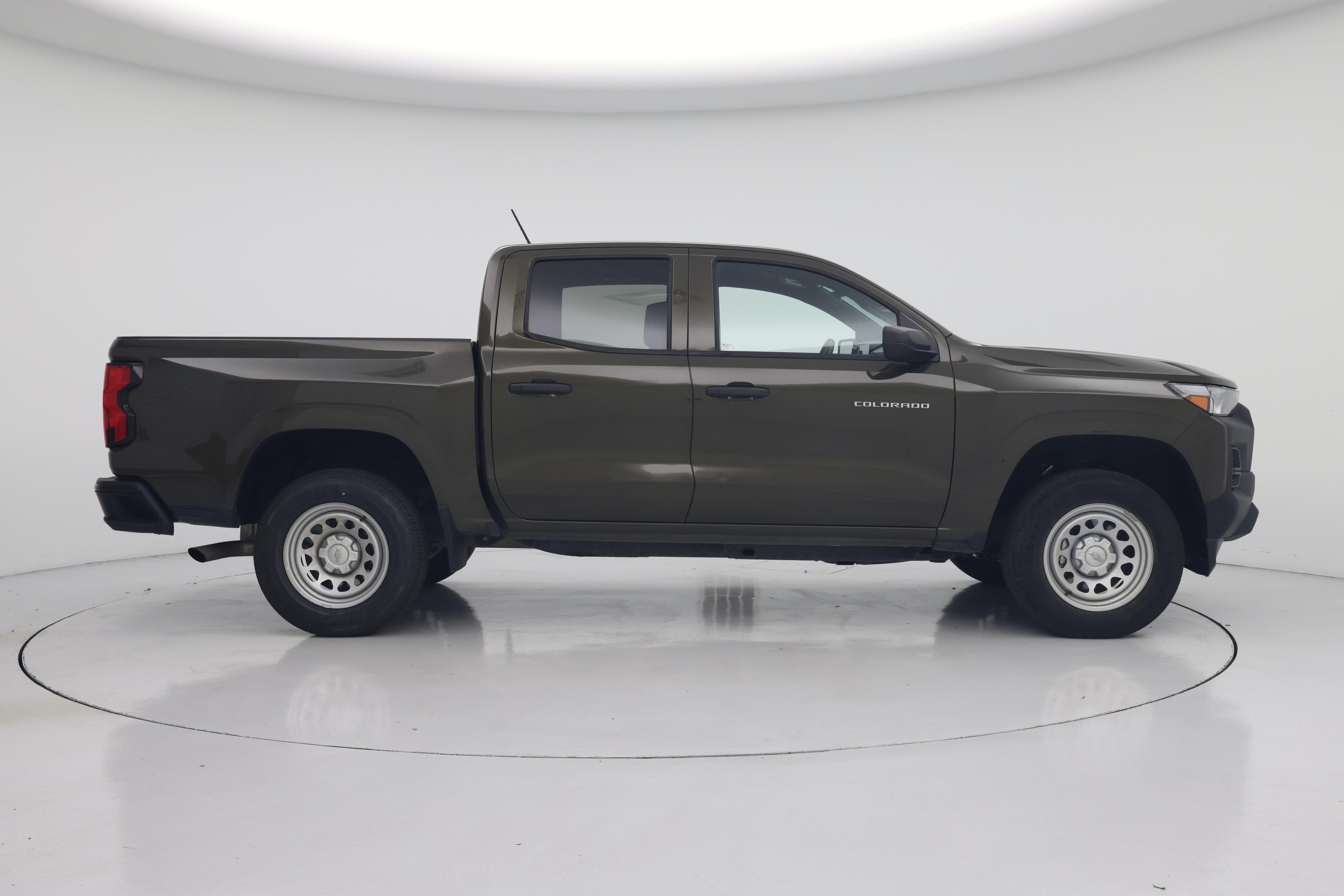 Thumbnail: 2023 Chevrolet Colorado - 7