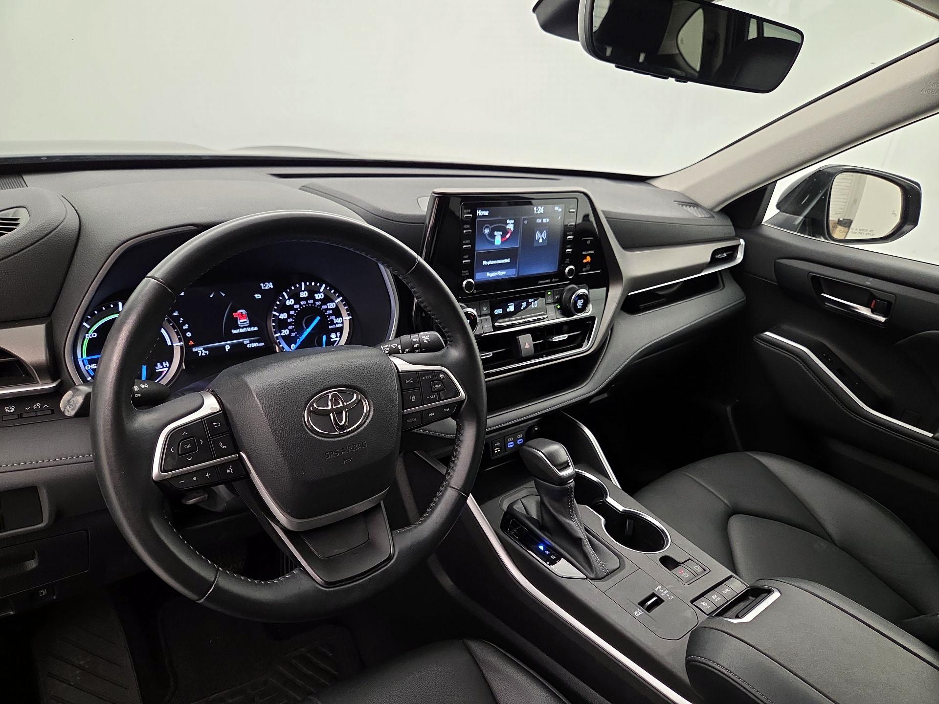 Thumbnail: 2022 Toyota Highlander - 9