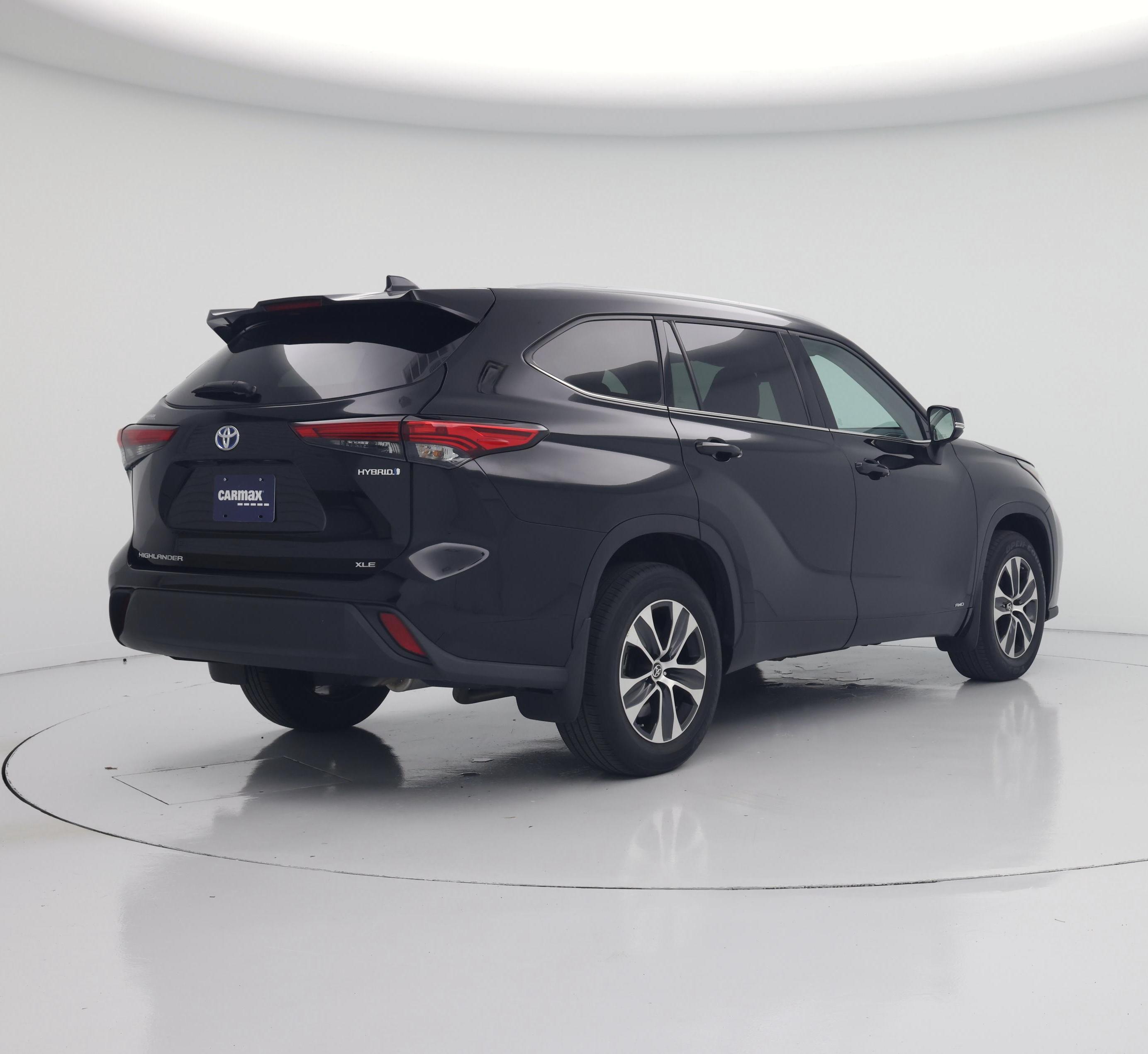 Thumbnail: 2022 Toyota Highlander - 8