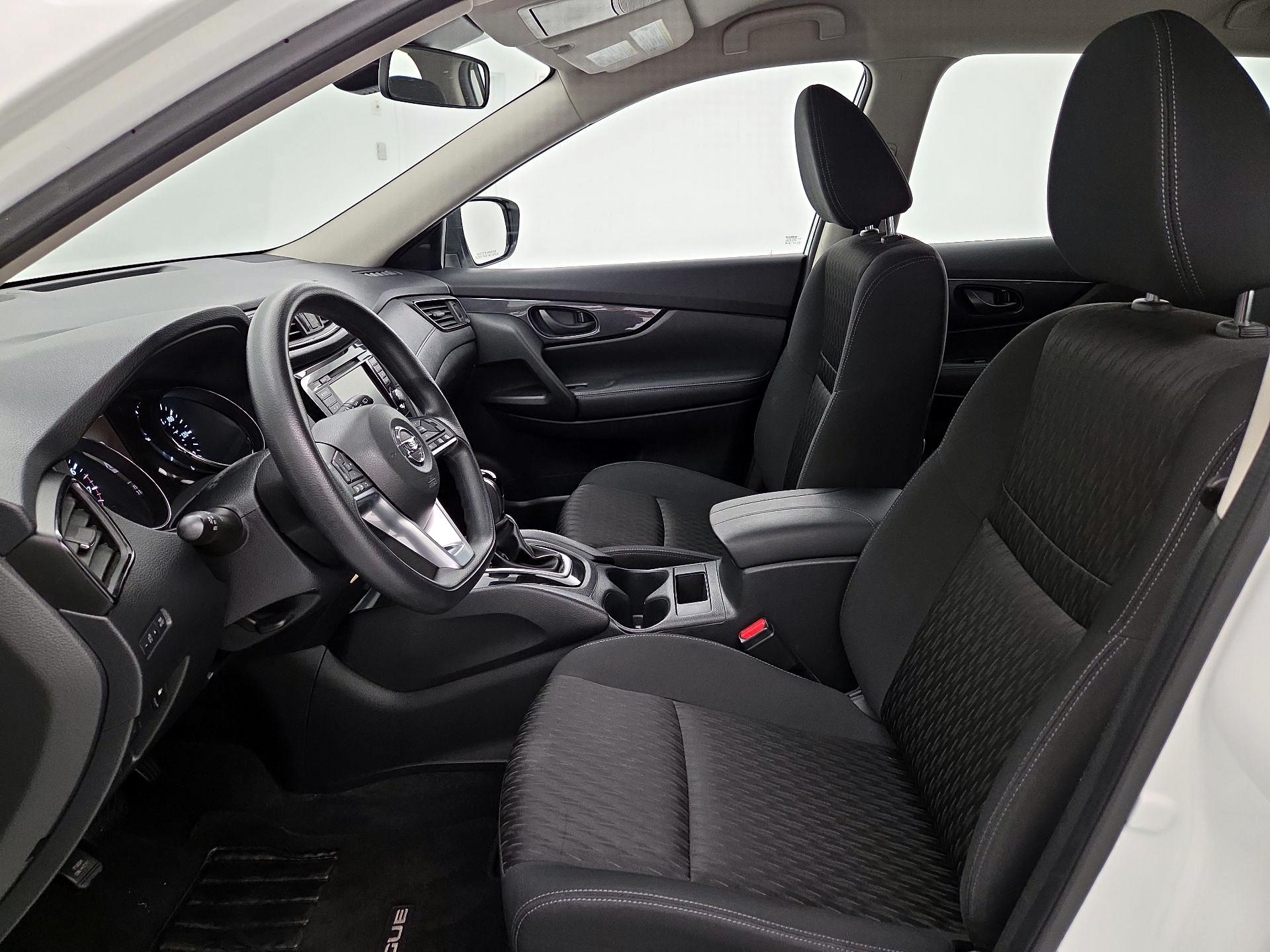 Thumbnail: 2020 Nissan Rogue - 11