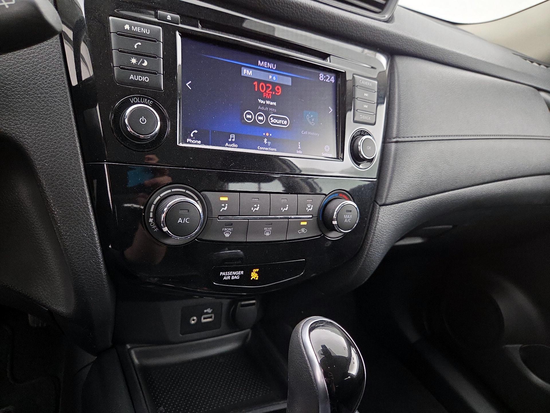 Thumbnail: 2020 Nissan Rogue - 16
