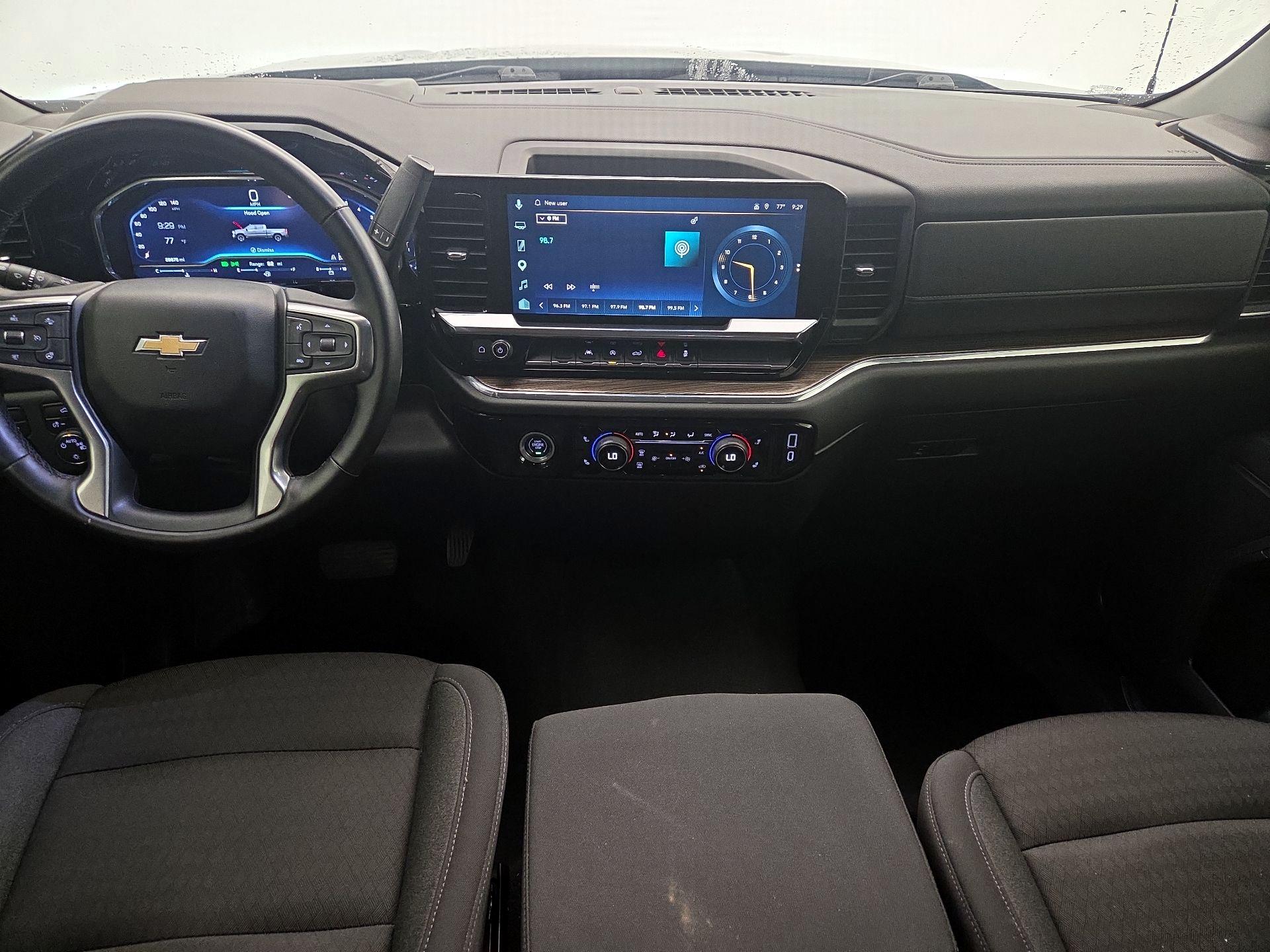 Thumbnail: 2023 Chevrolet Silverado 1500 - 9