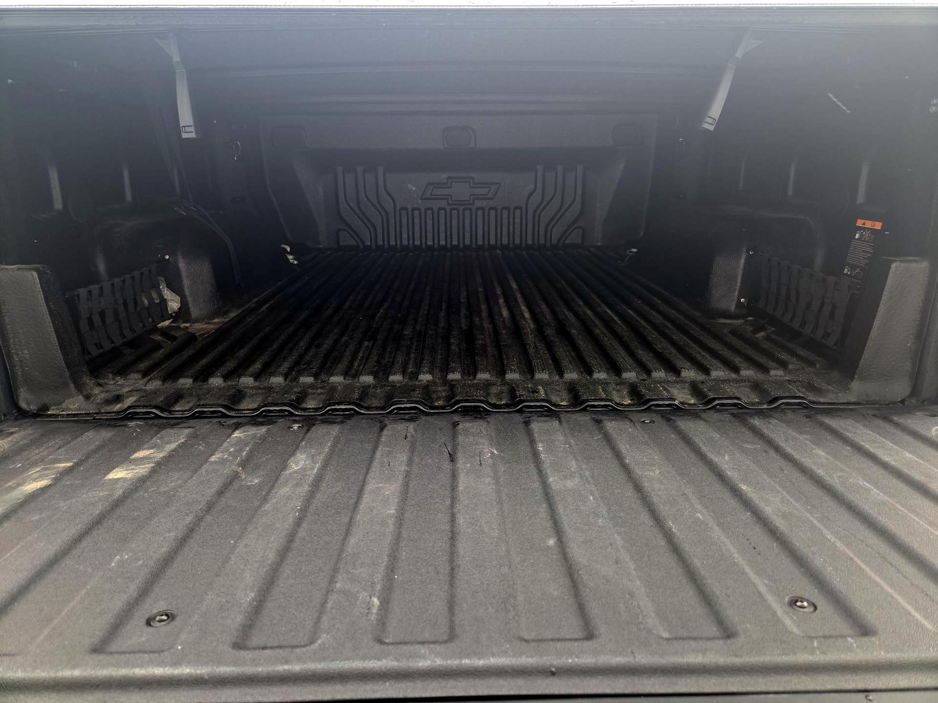 Thumbnail: 2023 Chevrolet Silverado 1500 - 20