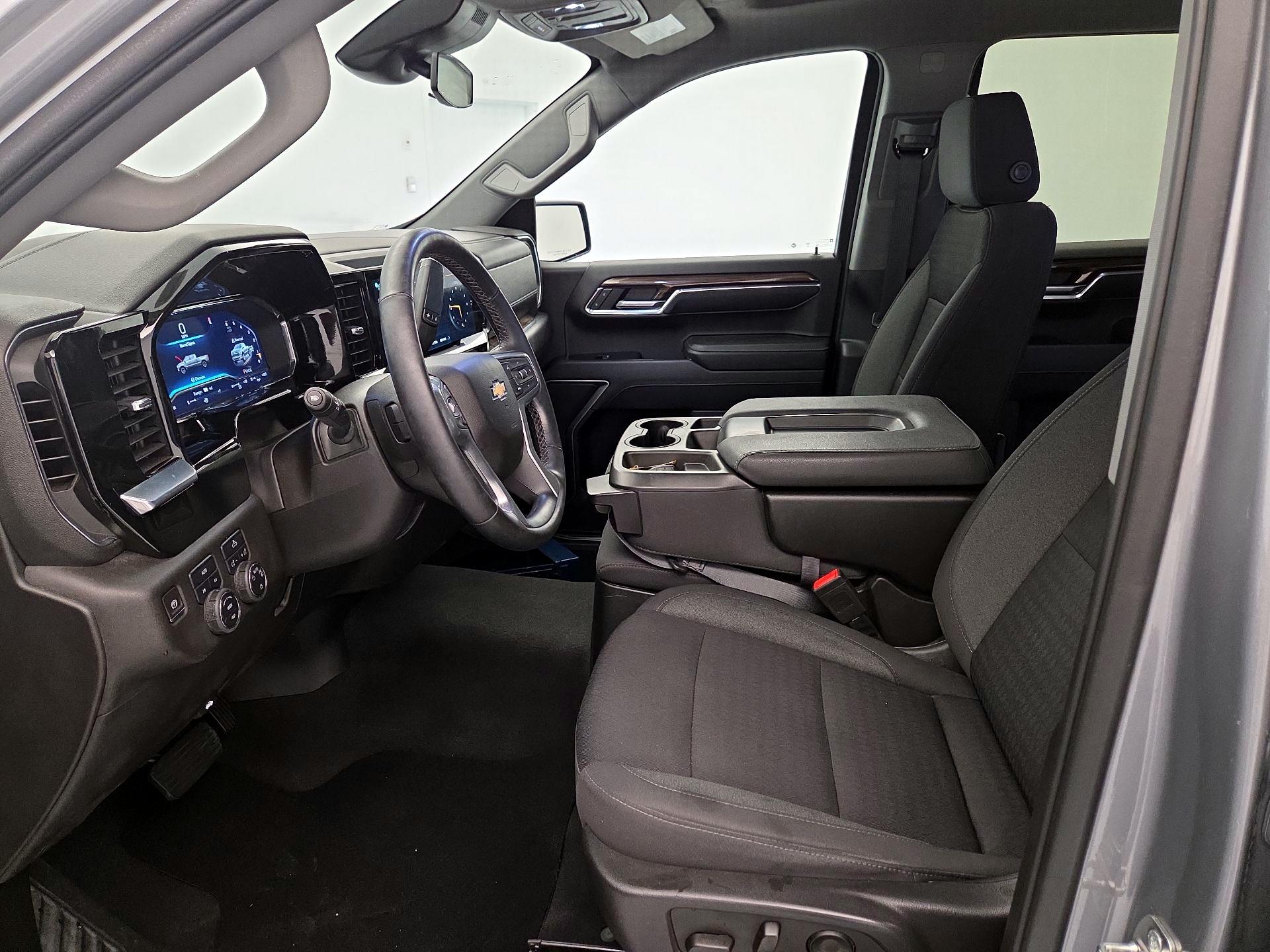 Thumbnail: 2023 Chevrolet Silverado 1500 - 11
