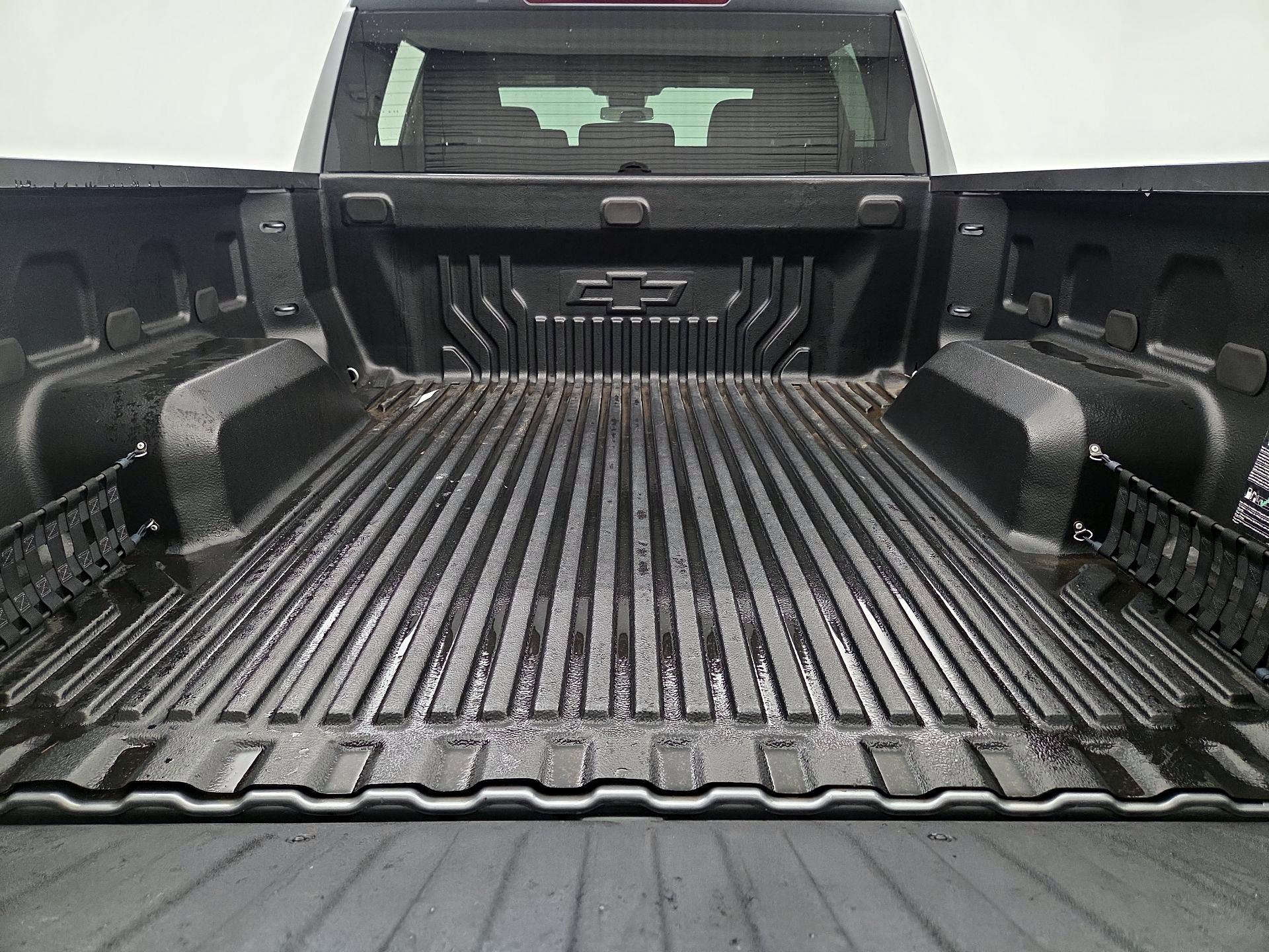 Thumbnail: 2023 Chevrolet Silverado 1500 - 20