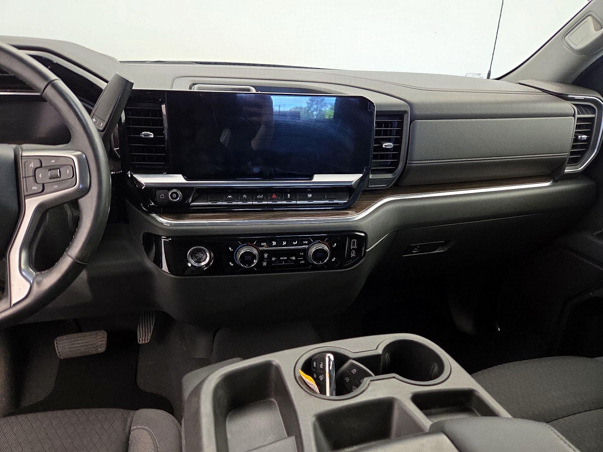 Thumbnail: 2023 Chevrolet Silverado 1500 - 9