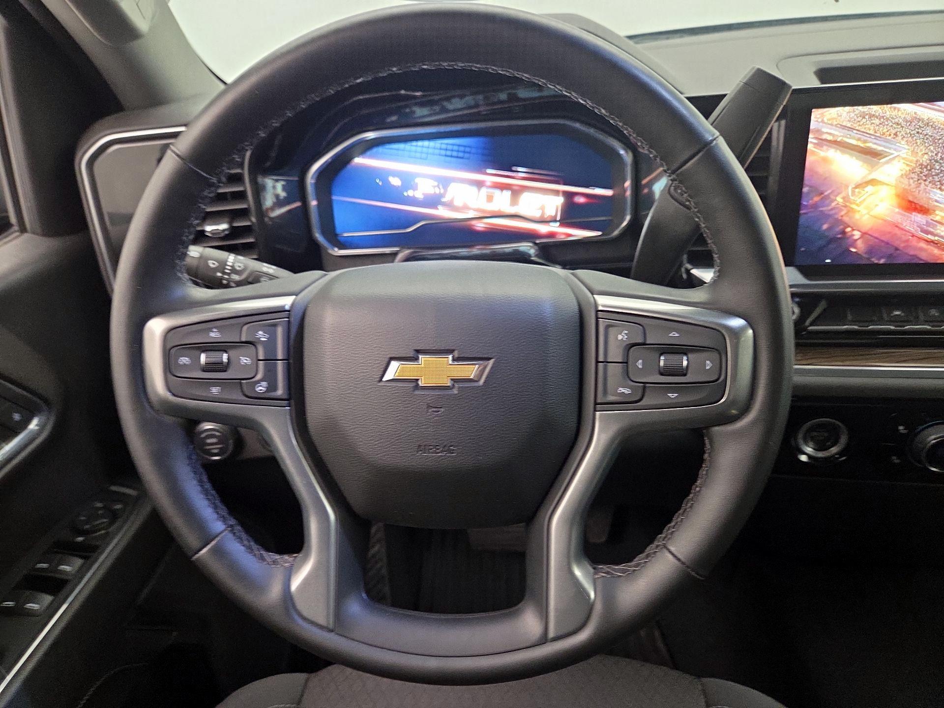 Thumbnail: 2023 Chevrolet Silverado 1500 - 10