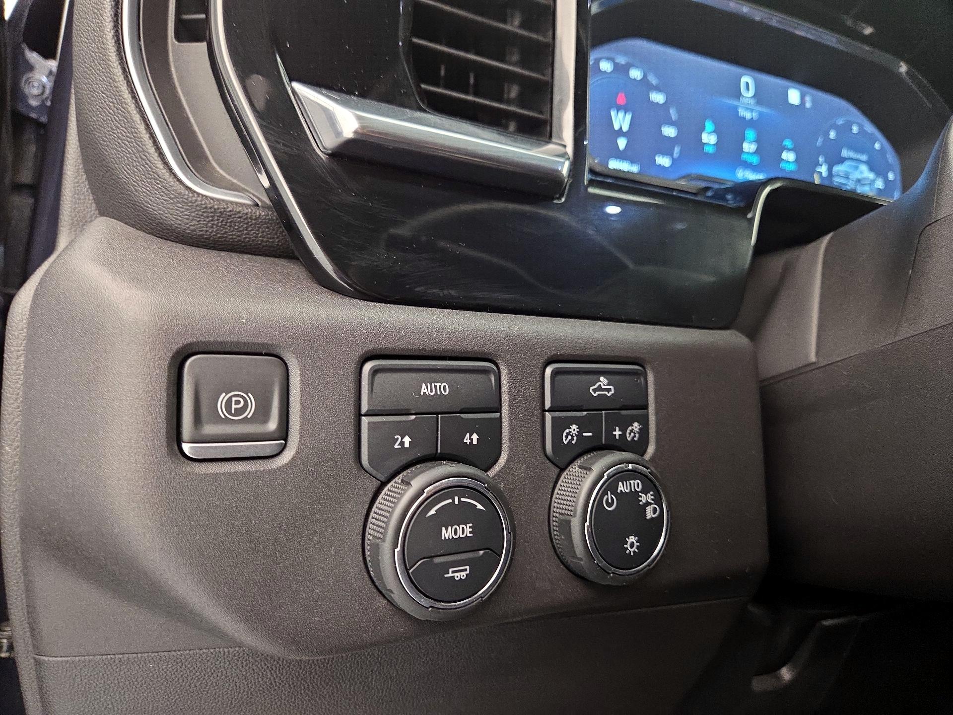 Thumbnail: 2023 Chevrolet Silverado 1500 - 13