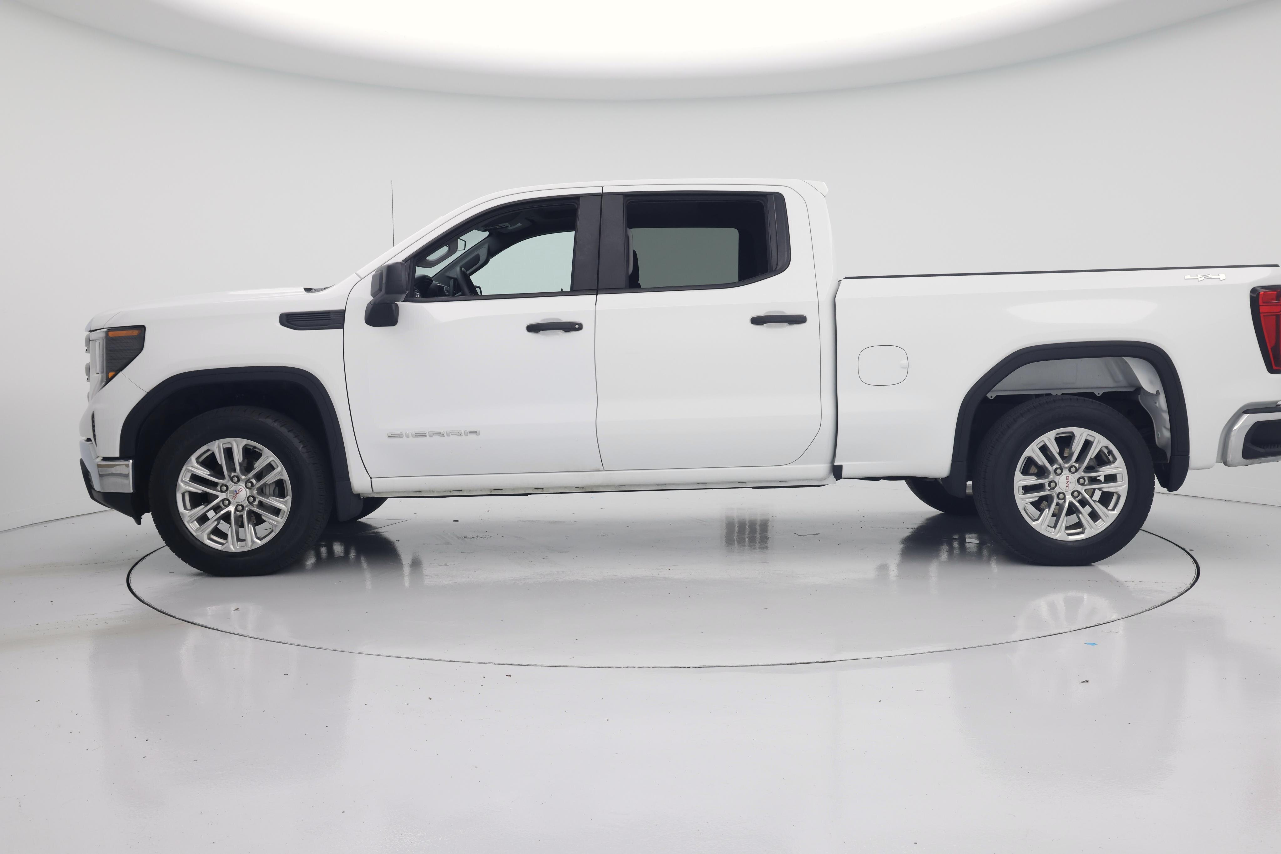 Thumbnail: 2023 GMC Sierra 1500 - 3