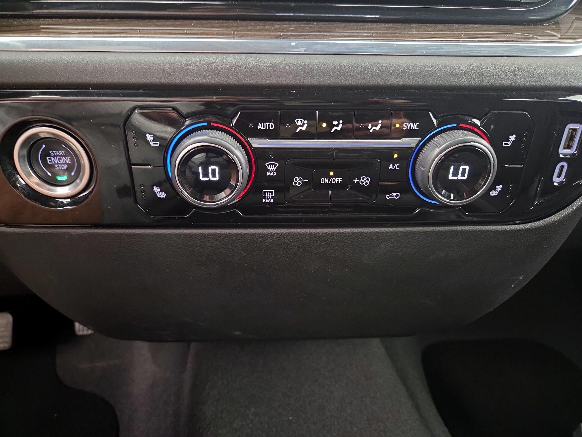 Thumbnail: 2023 Chevrolet Silverado 1500 - 16