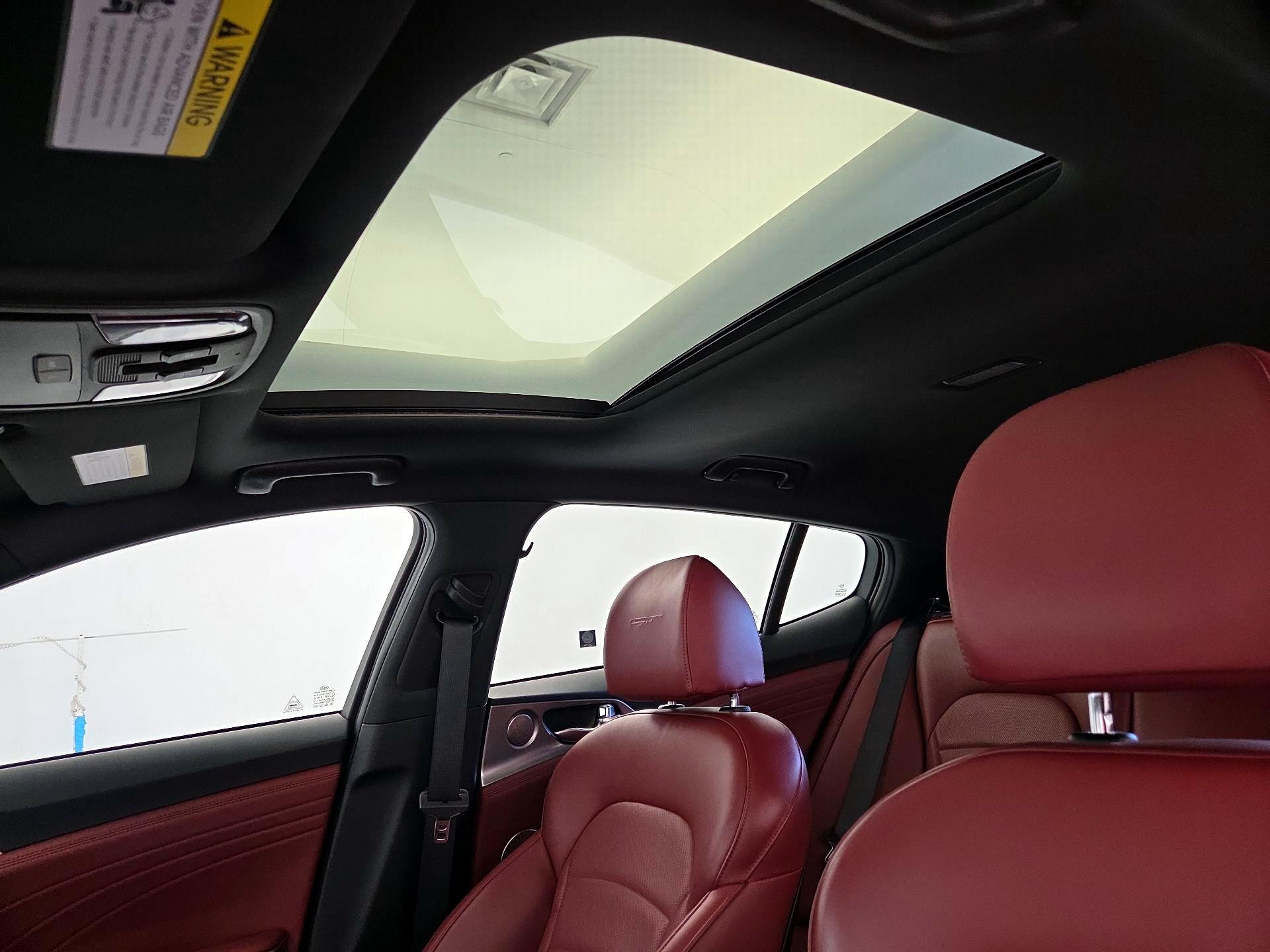 Thumbnail: 2022 Kia Stinger - 20
