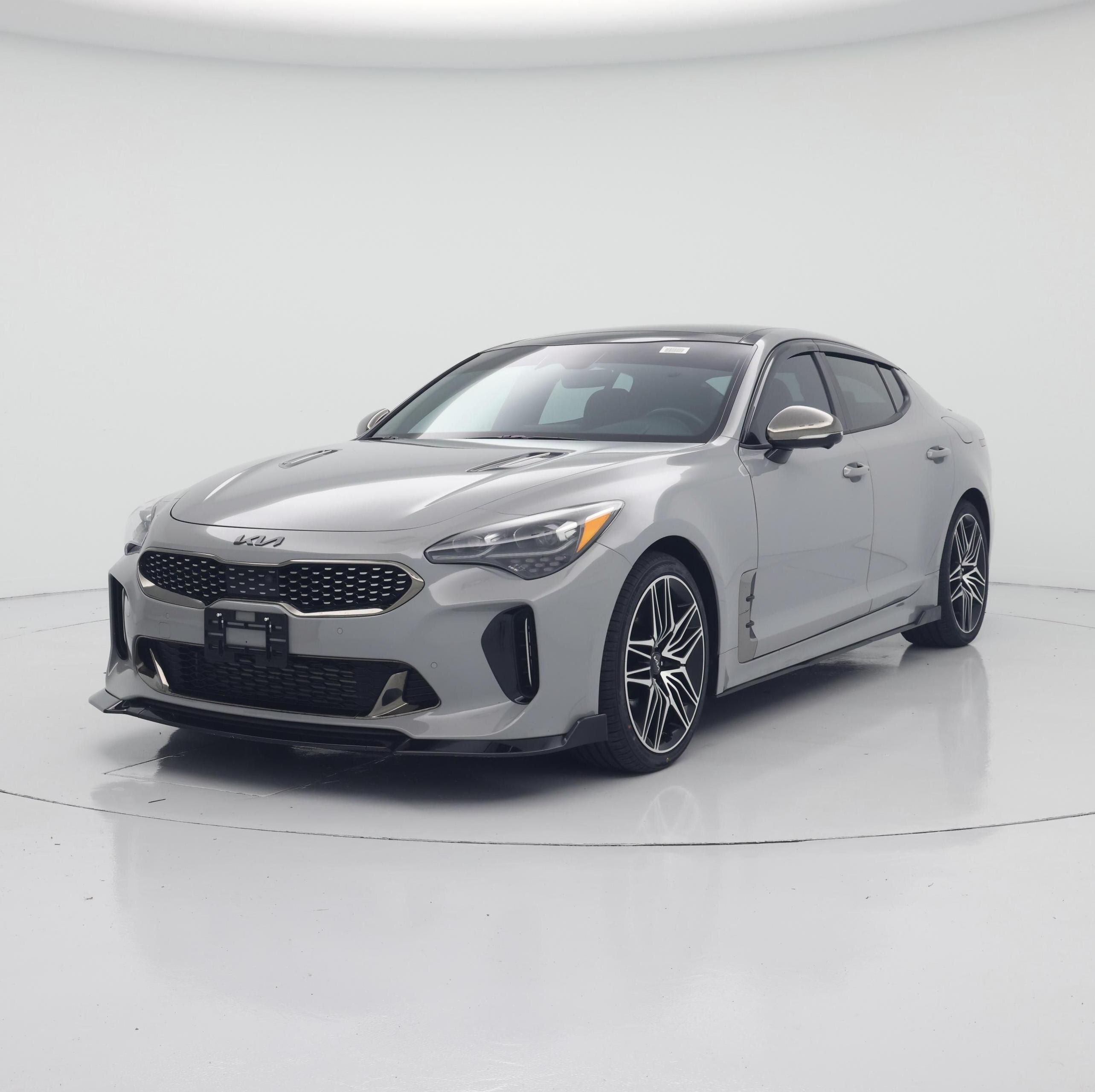 Thumbnail: 2022 Kia Stinger - 4