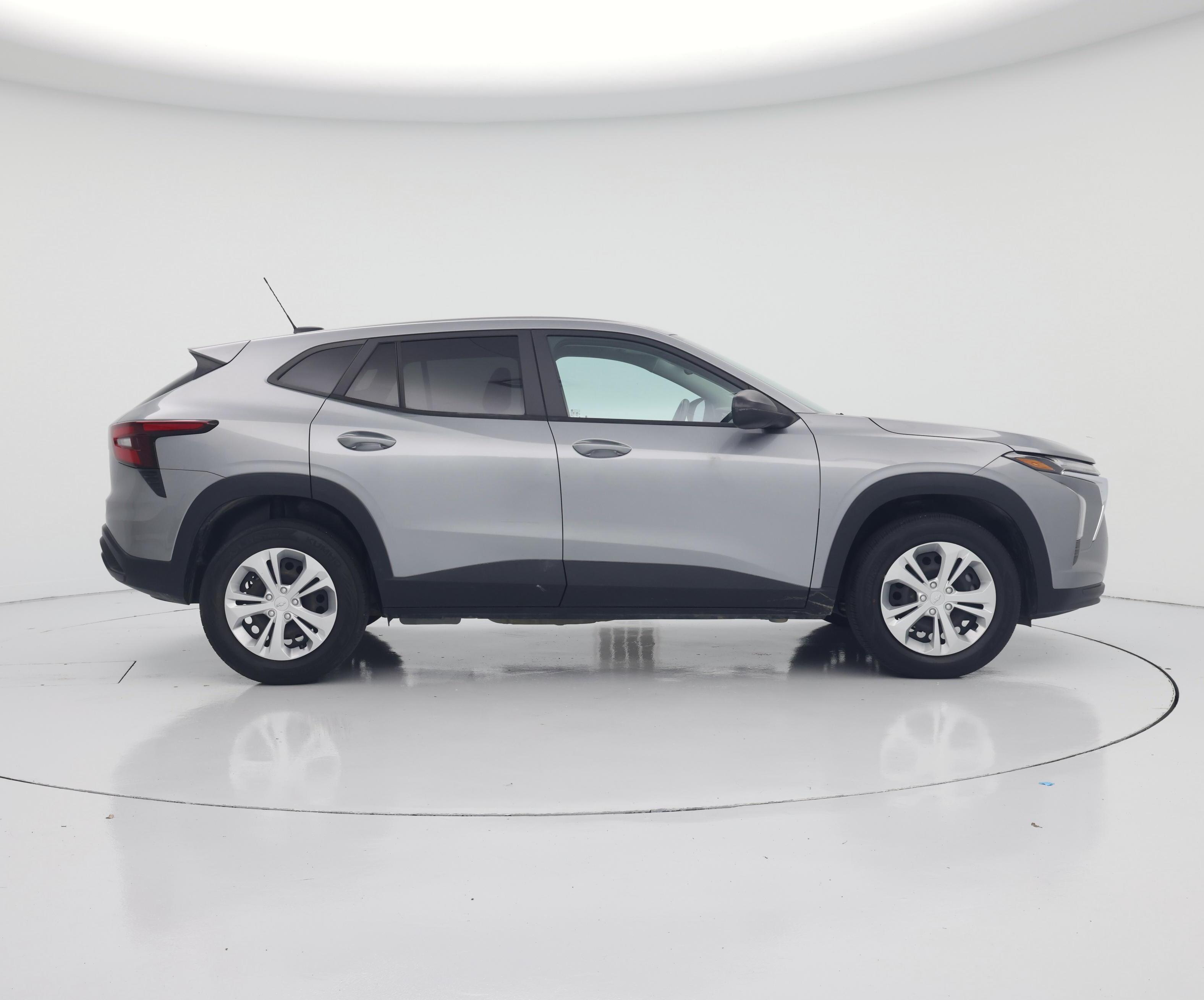 Thumbnail: 2024 Chevrolet Trax - 7