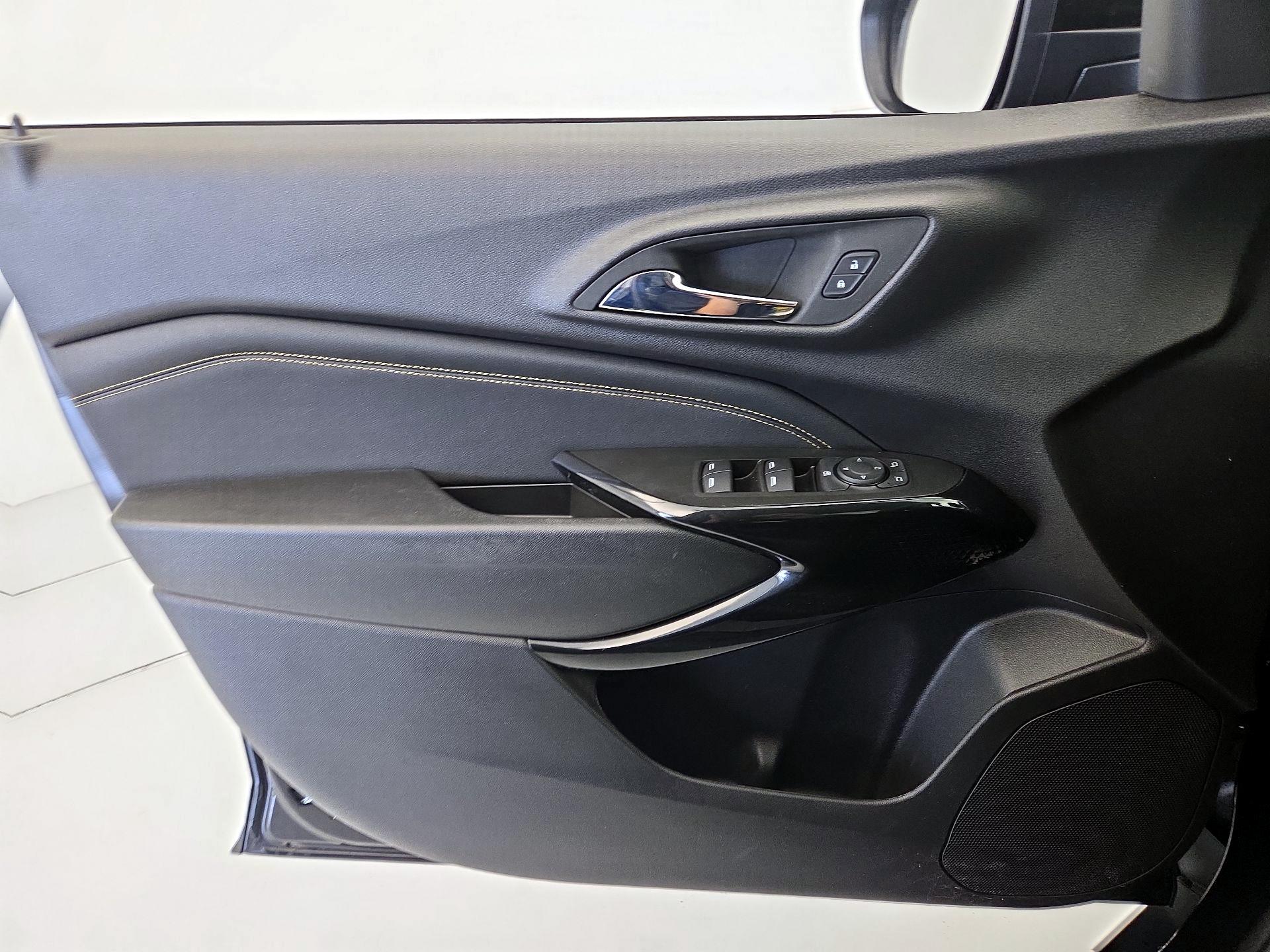 Thumbnail: 2025 Chevrolet Trax - 12