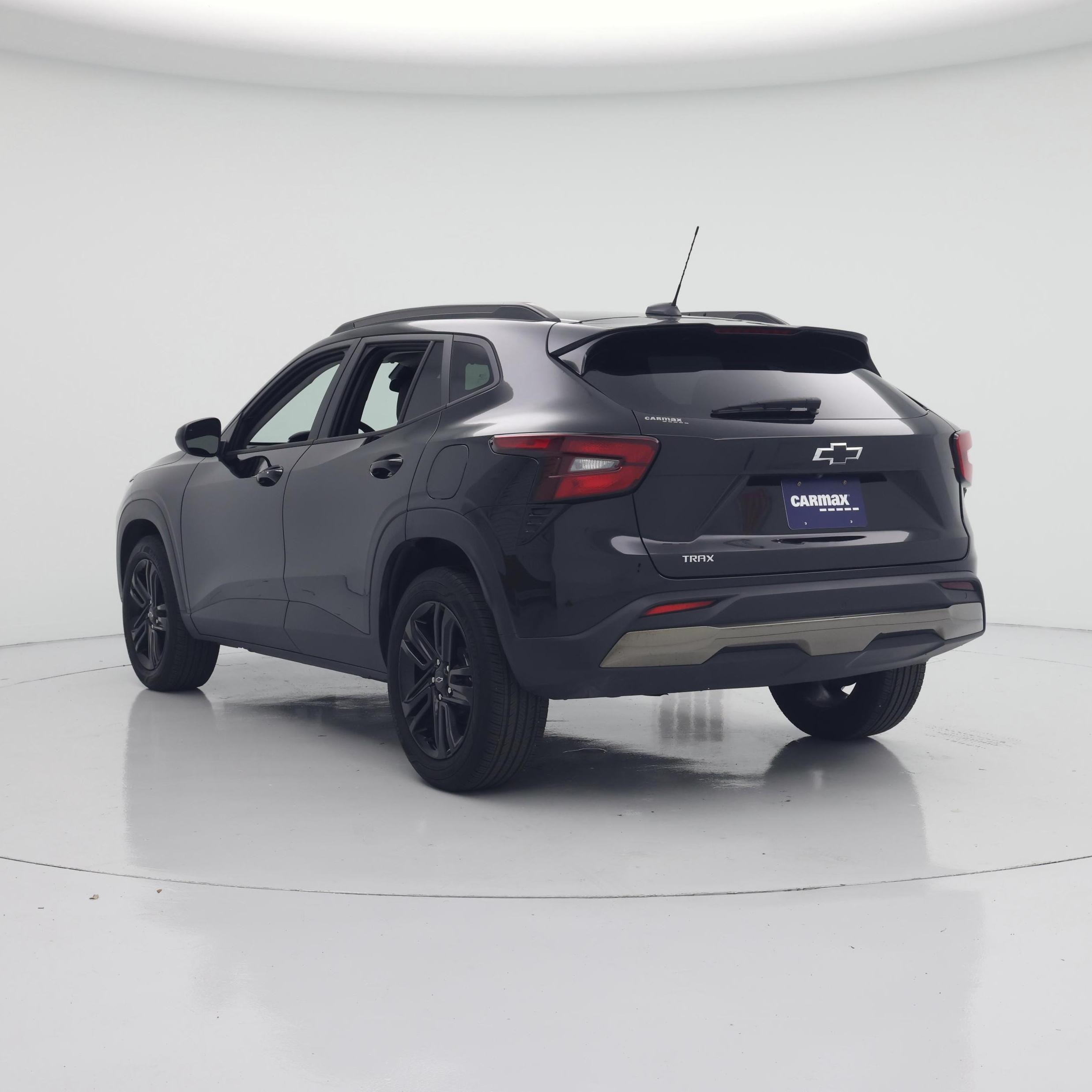 Thumbnail: 2025 Chevrolet Trax - 2