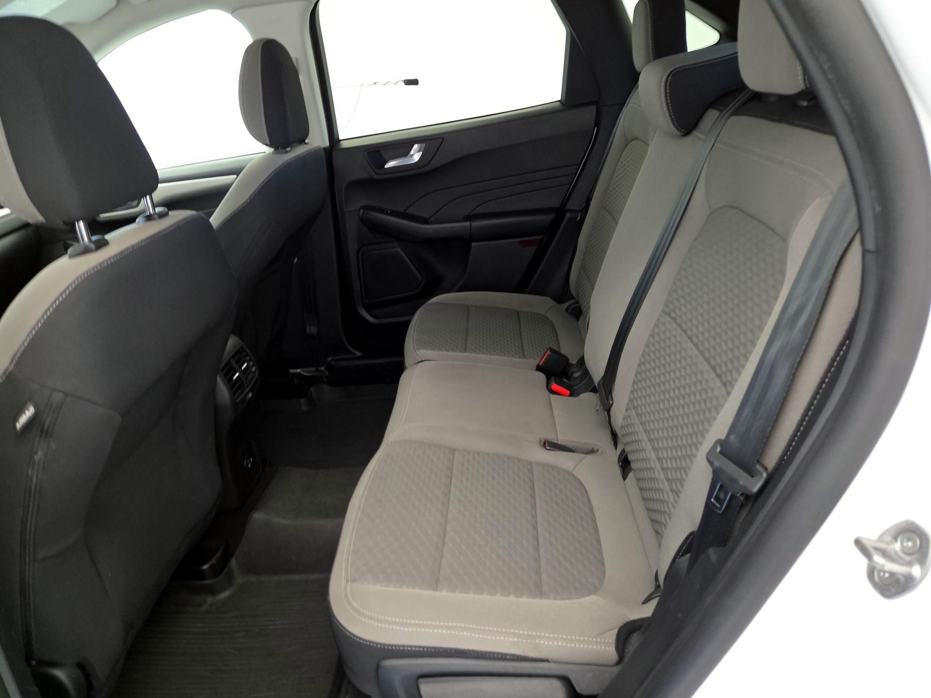 Thumbnail: 2021 Ford Escape - 19