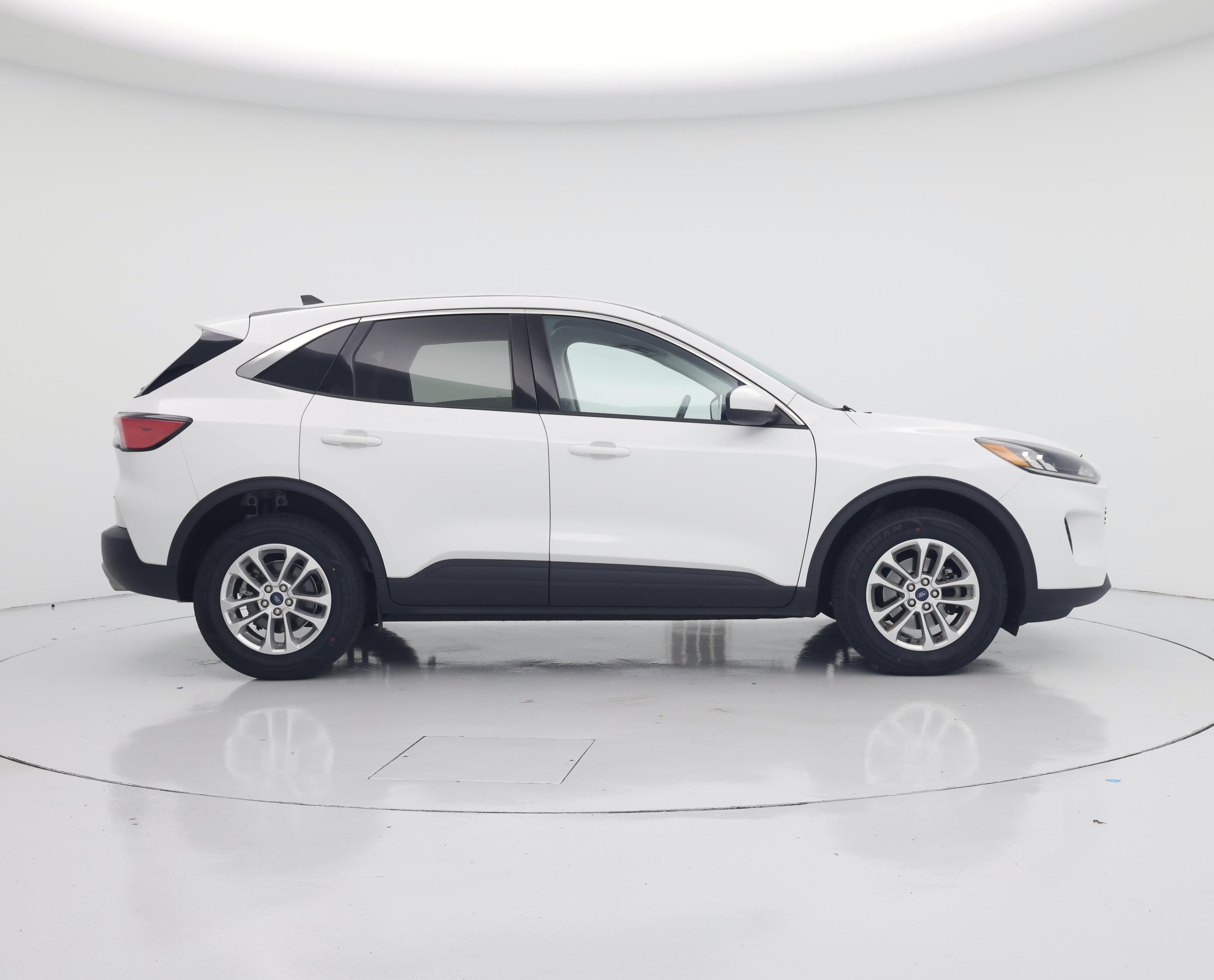 Thumbnail: 2021 Ford Escape - 7