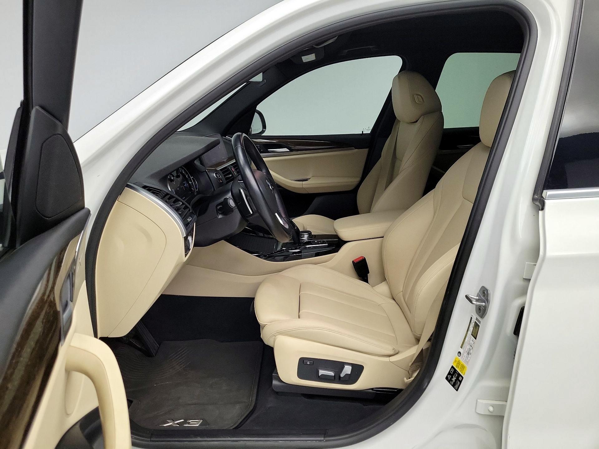 Thumbnail: 2019 BMW X3 - 11