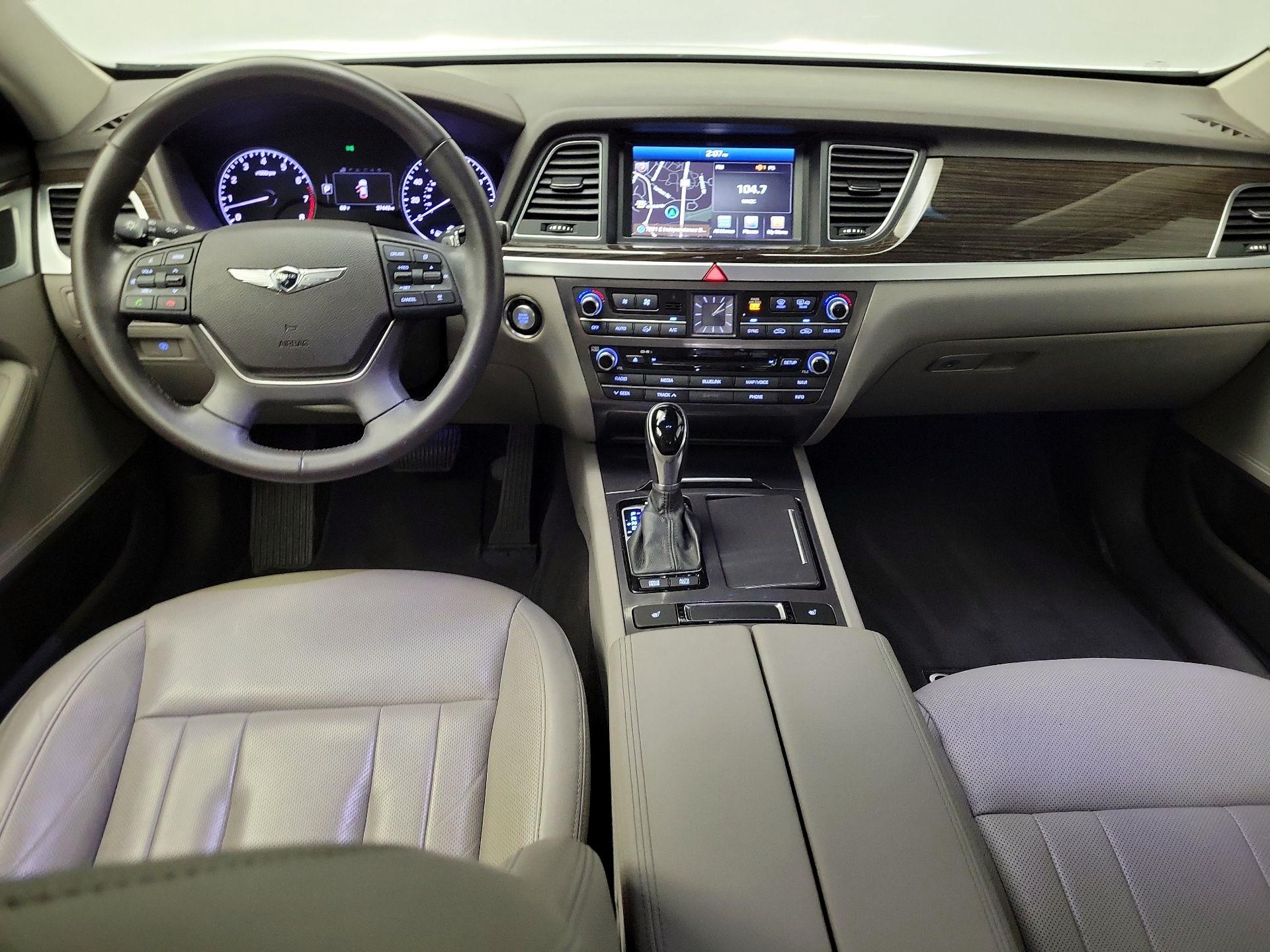 Thumbnail: 2017 Genesis G80 - 9