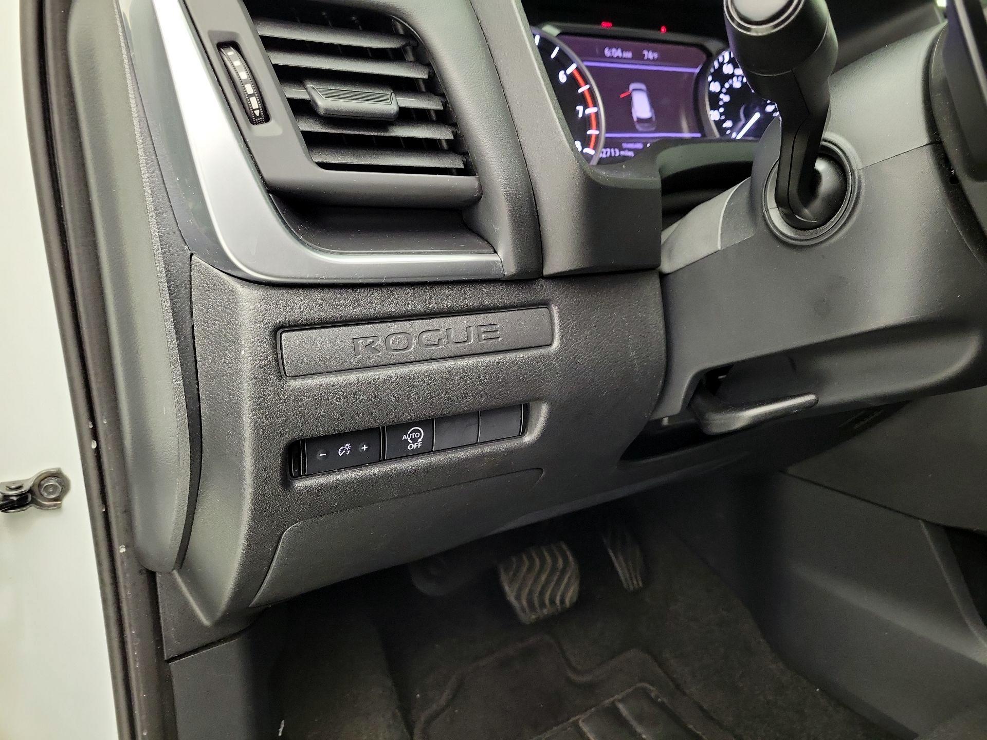 Thumbnail: 2024 Nissan Rogue - 13
