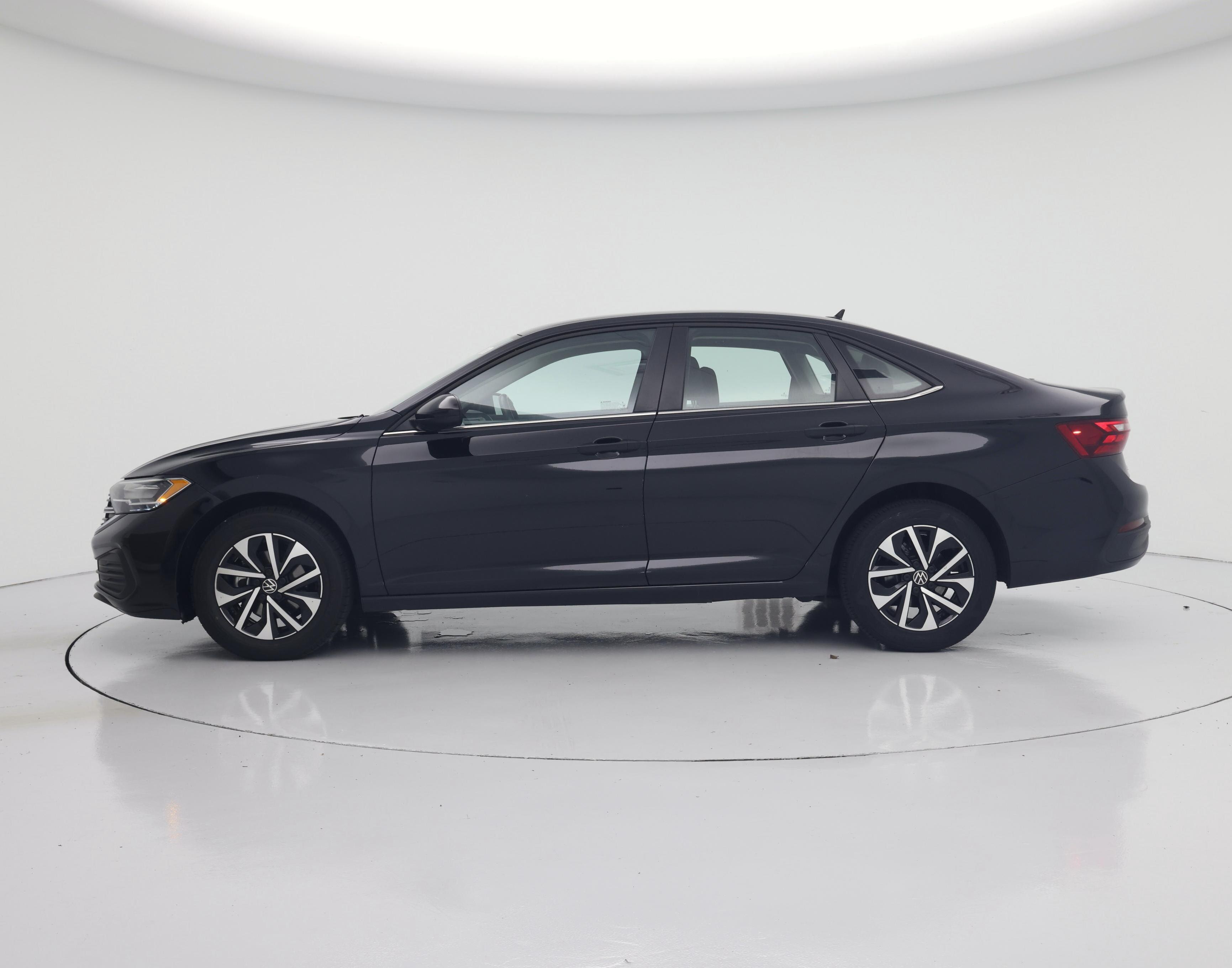 Thumbnail: 2024 Volkswagen Jetta - 3