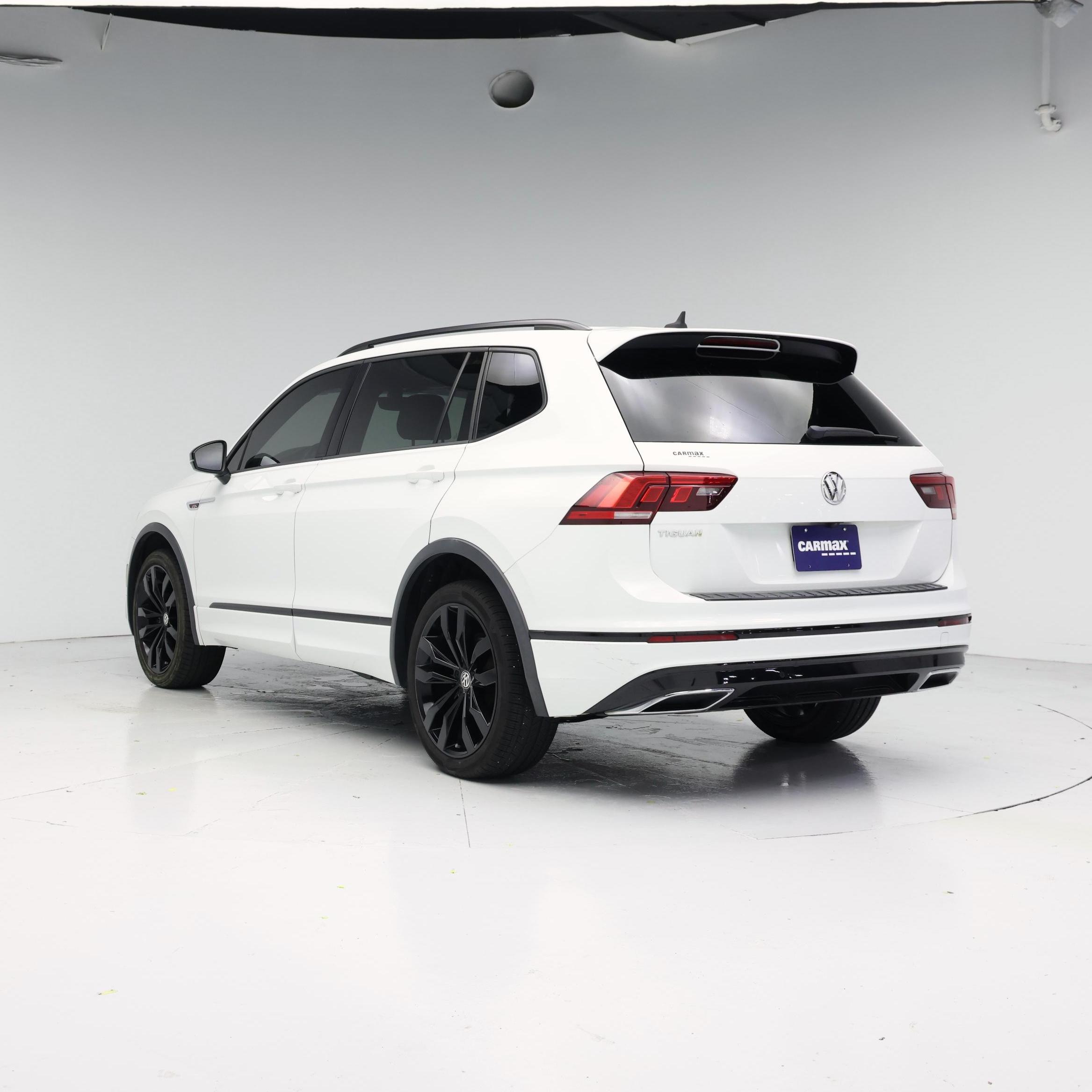Thumbnail: 2021 Volkswagen Tiguan - 2