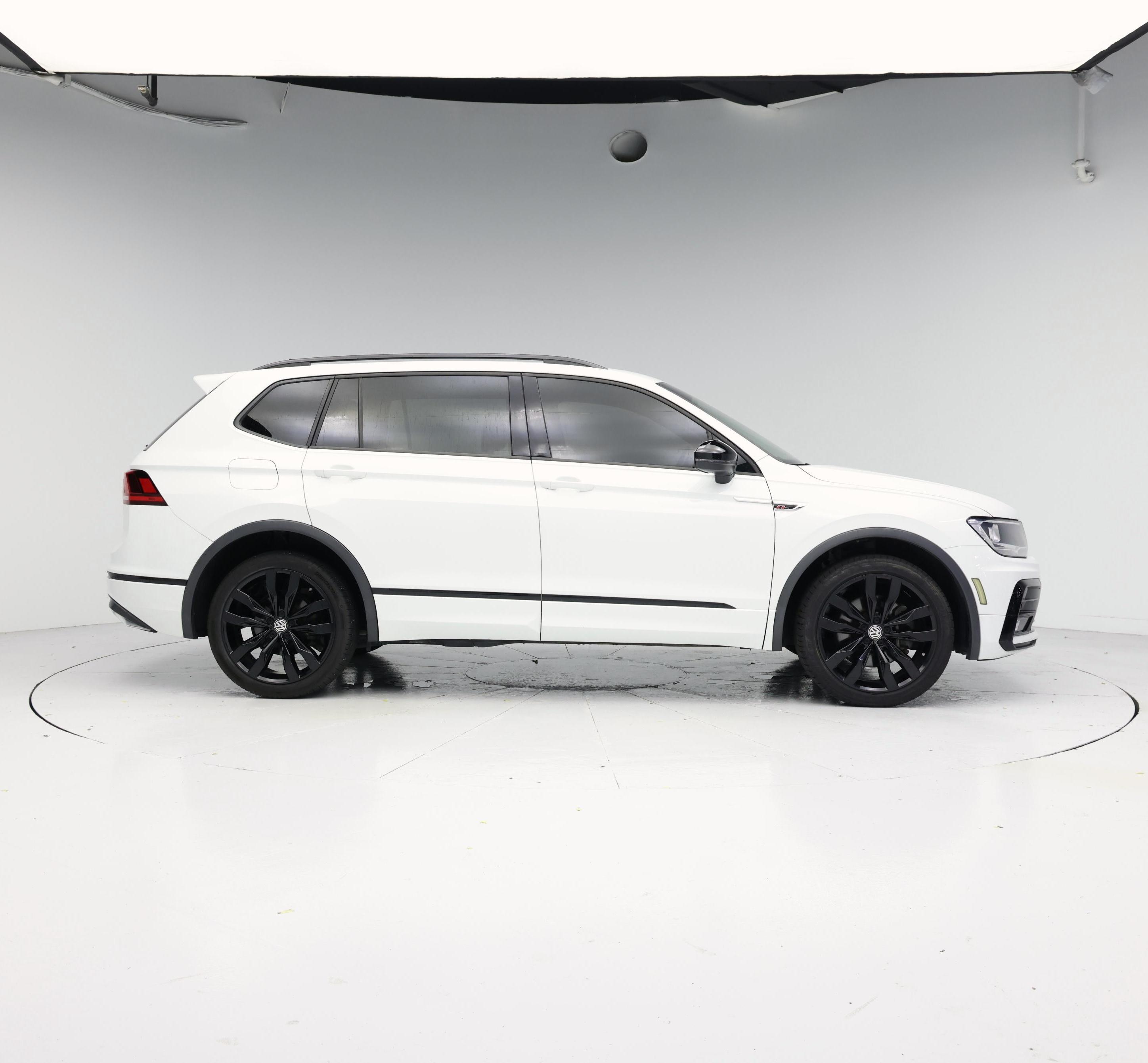 Thumbnail: 2021 Volkswagen Tiguan - 7
