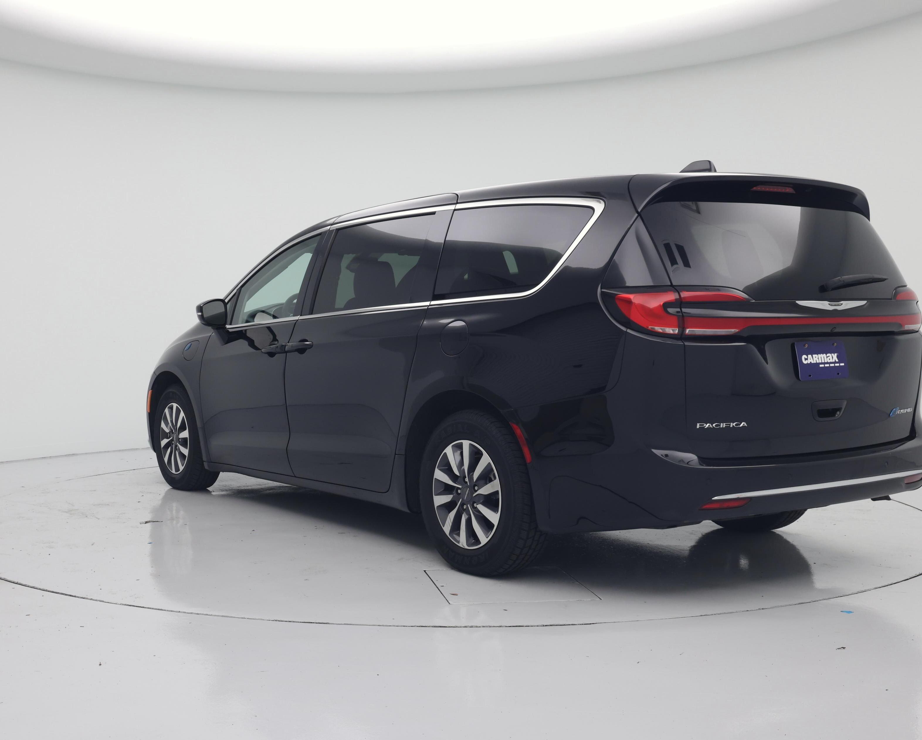 Thumbnail: 2024 Chrysler Pacifica - 2
