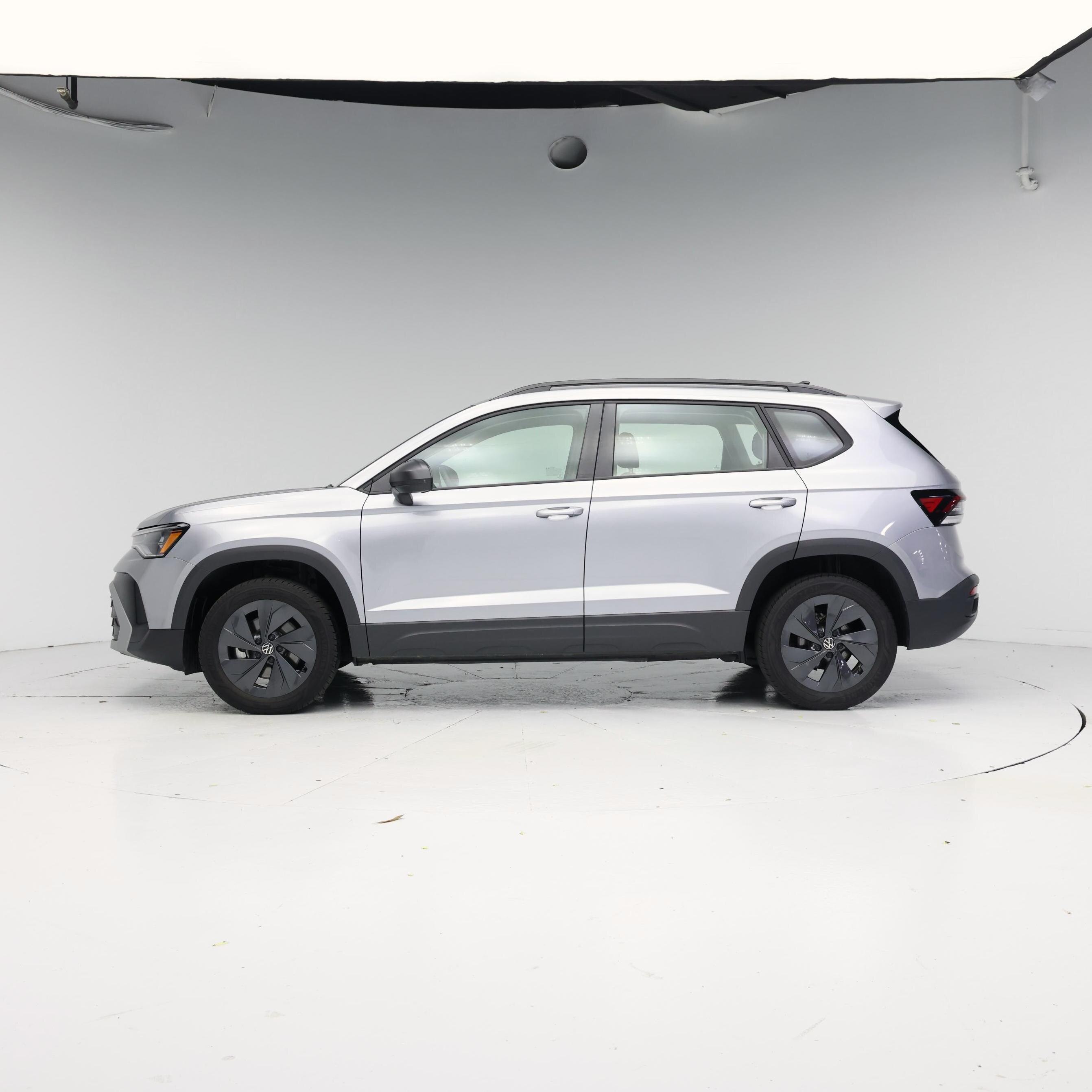 Thumbnail: 2025 Volkswagen Taos - 3