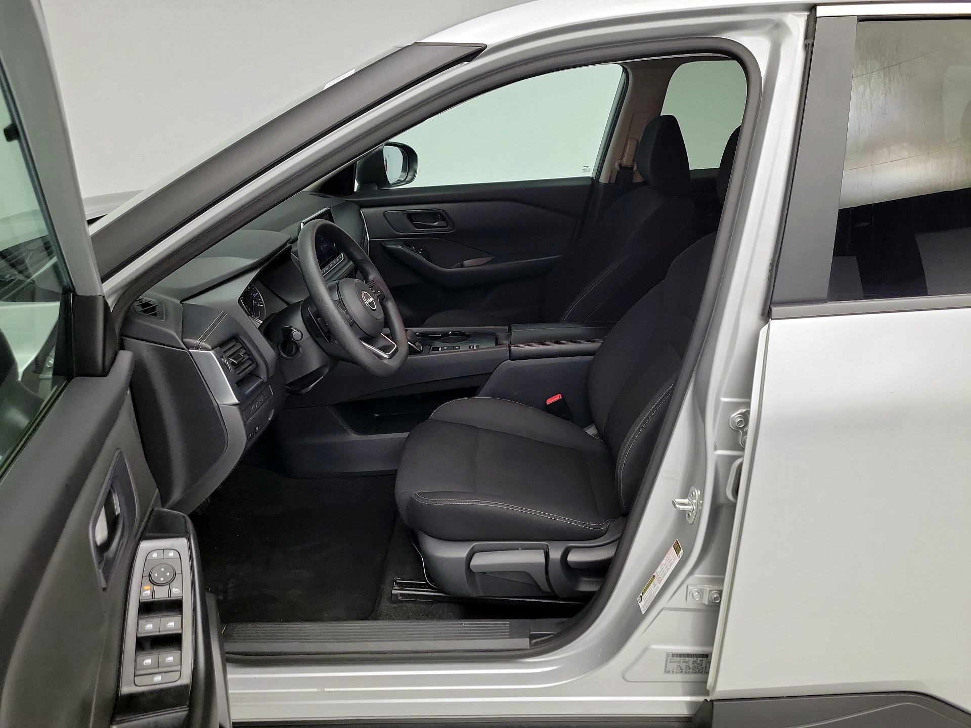 Thumbnail: 2024 Nissan Rogue - 11