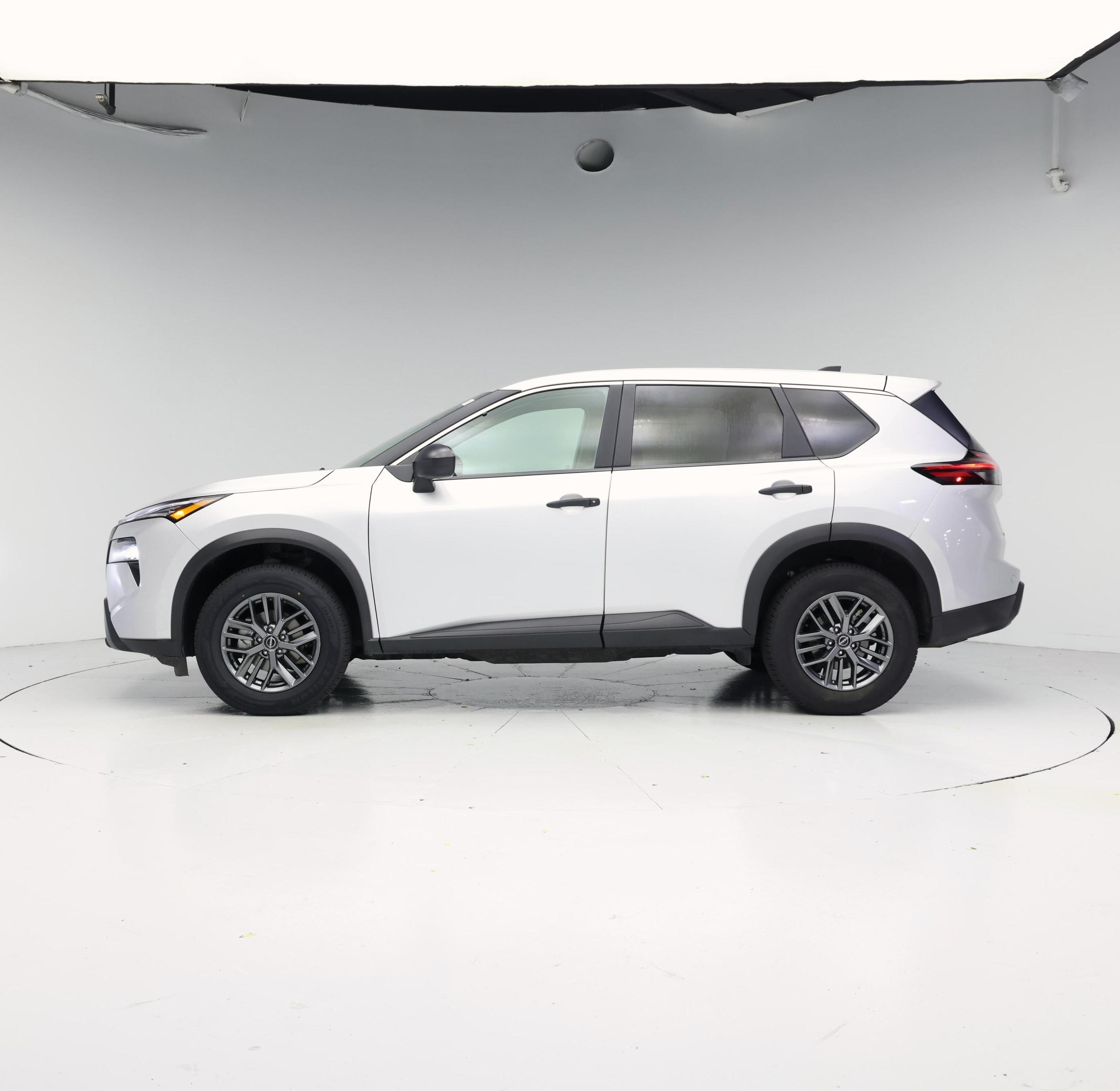 Thumbnail: 2024 Nissan Rogue - 3
