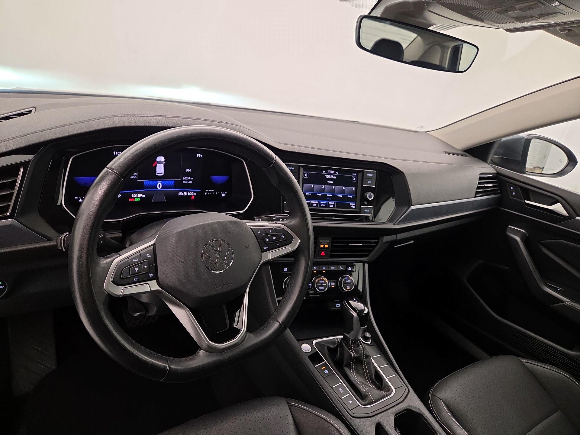 Thumbnail: 2024 Volkswagen Jetta - 9