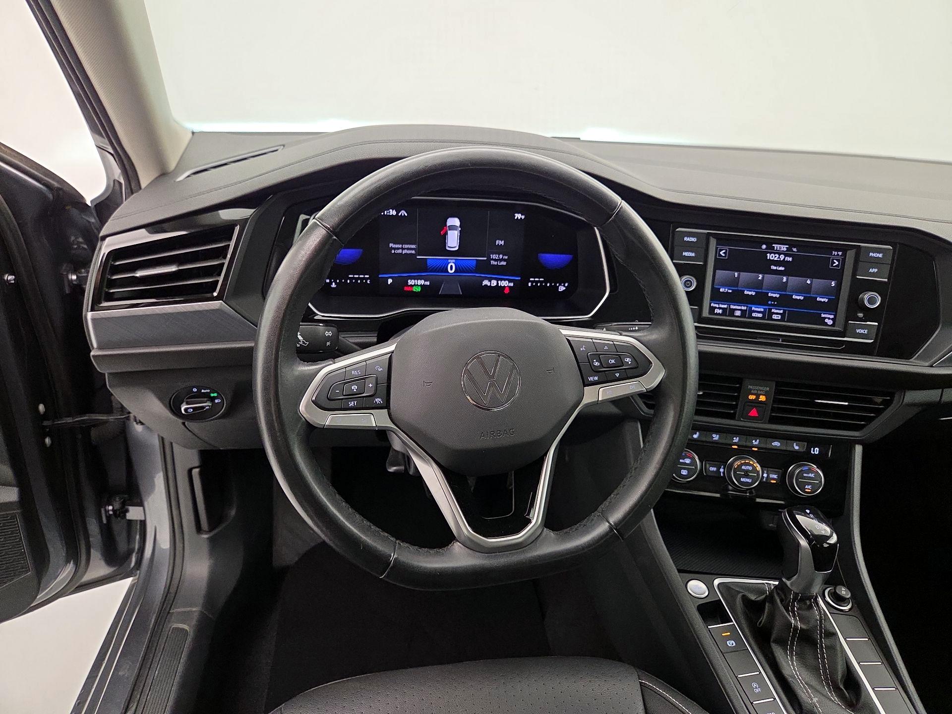 Thumbnail: 2024 Volkswagen Jetta - 10