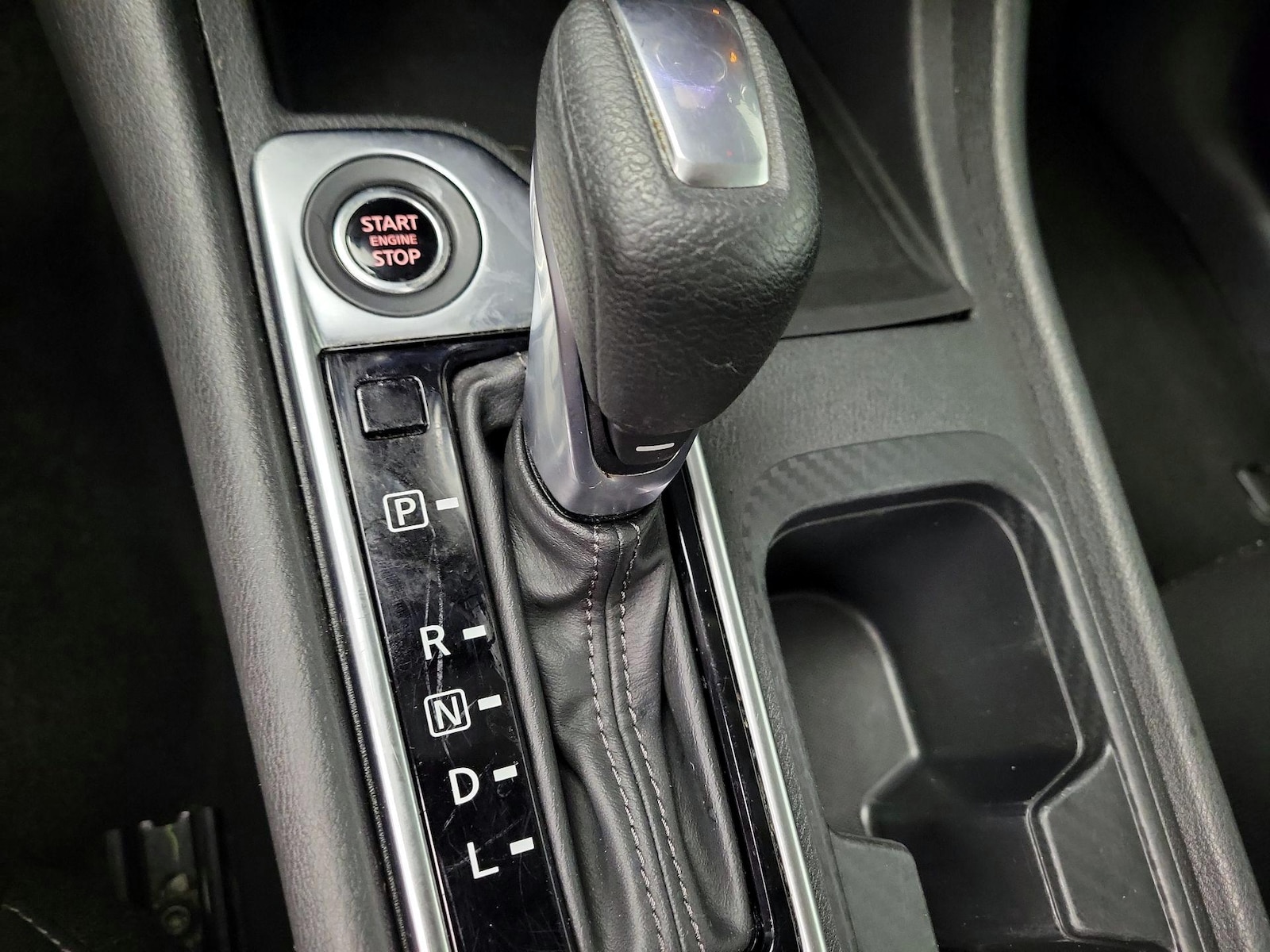 2024 Nissan Sentra SV - Photo 18