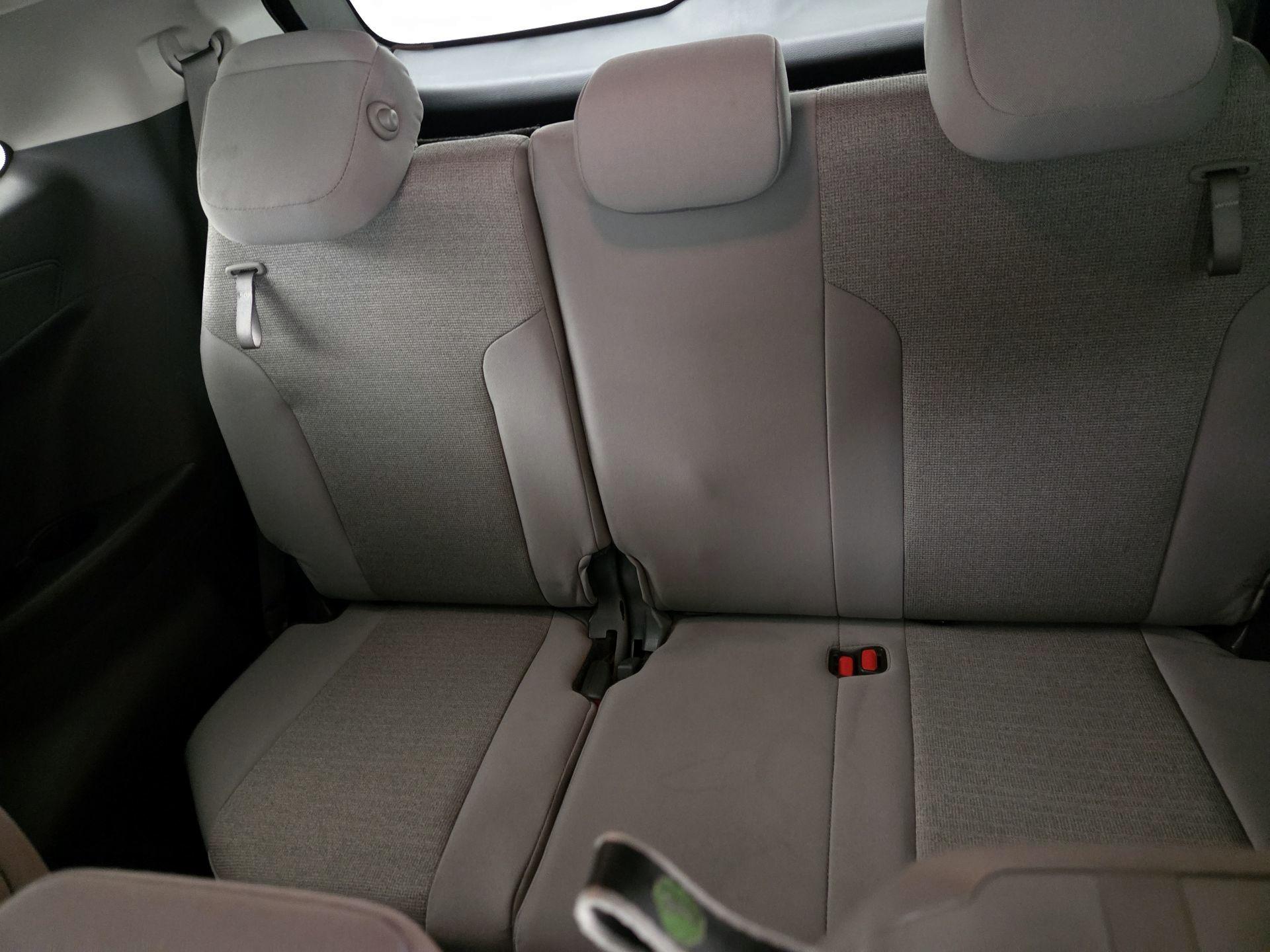 Thumbnail: 2025 Toyota Sienna - 20