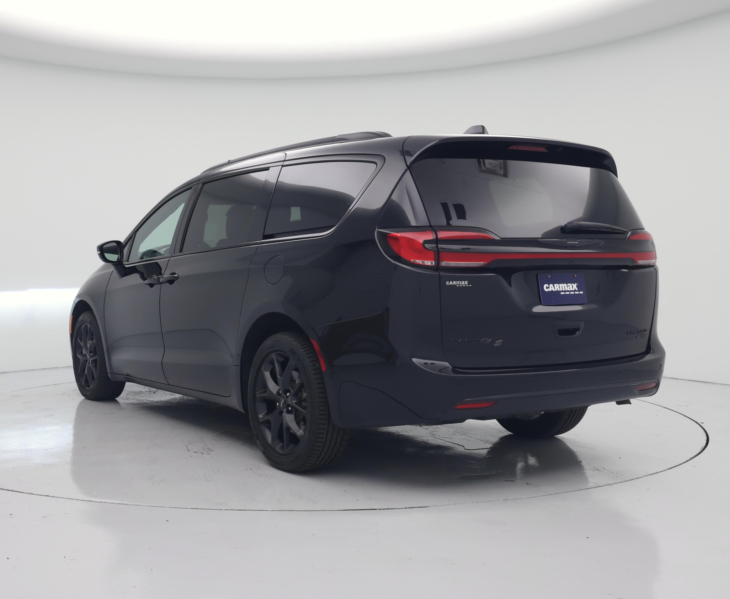 Thumbnail: 2023 Chrysler Pacifica - 2