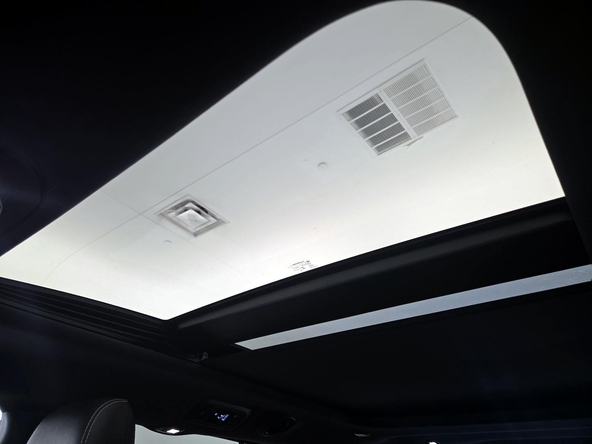 Thumbnail: 2023 Chrysler Pacifica - 19