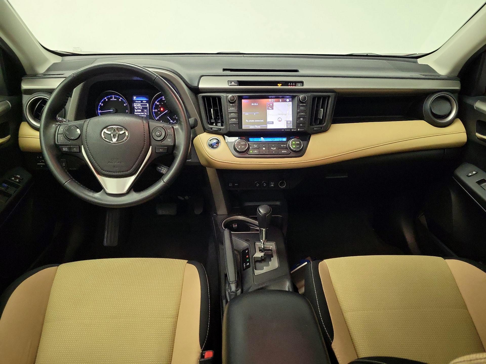 Thumbnail: 2018 Toyota RAV4 - 9