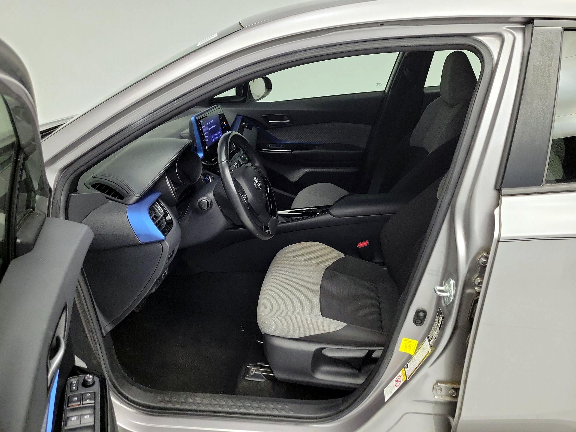 Thumbnail: 2019 Toyota C-HR - 11