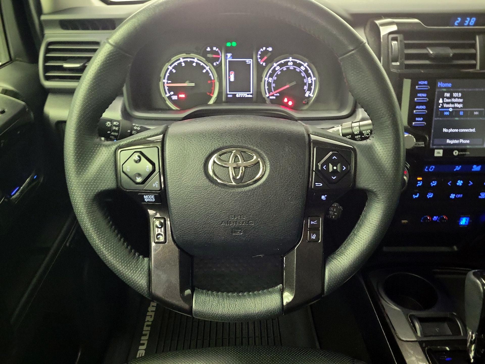 Thumbnail: 2020 Toyota 4Runner - 10
