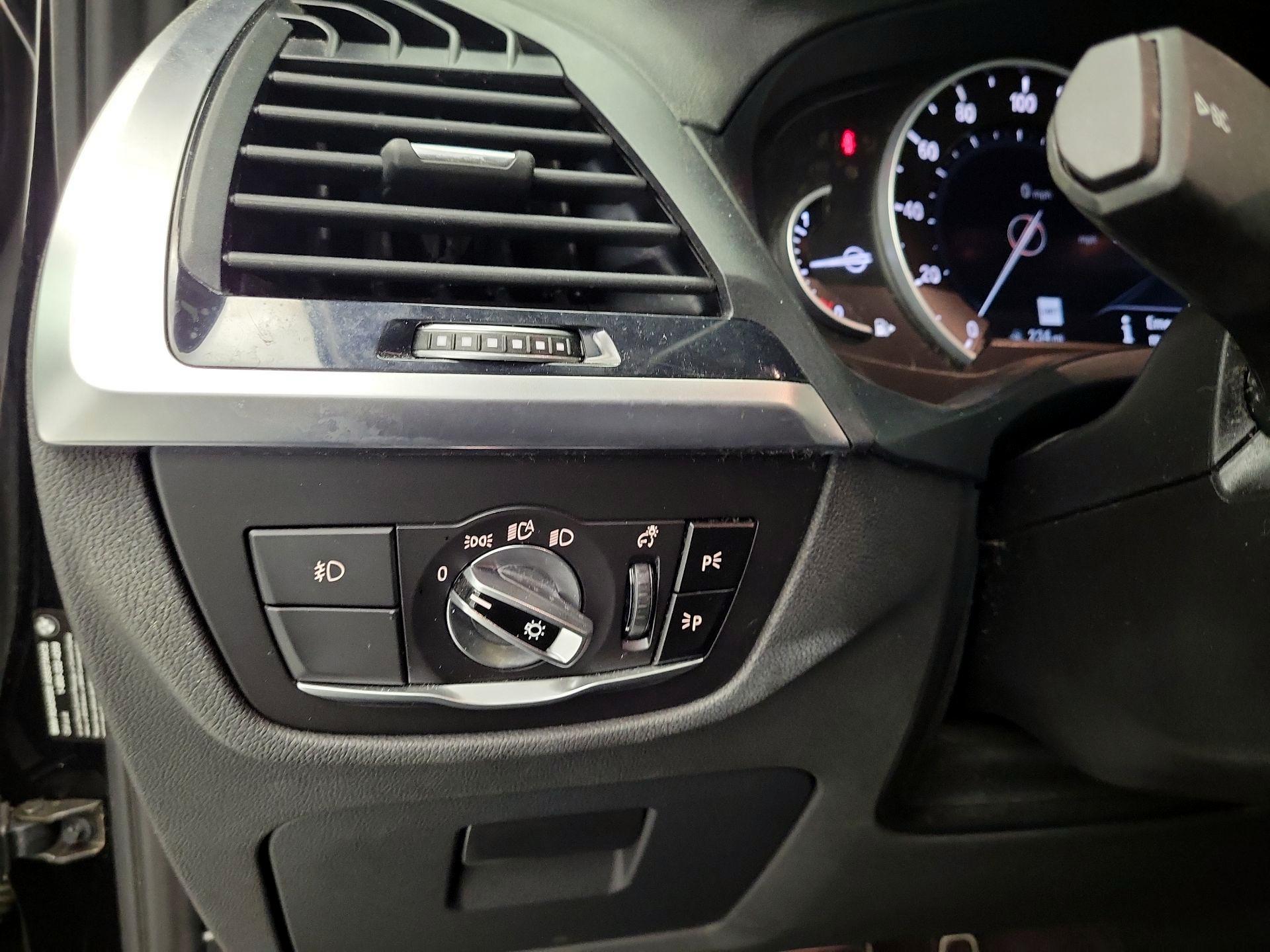 Thumbnail: 2019 BMW X3 - 13