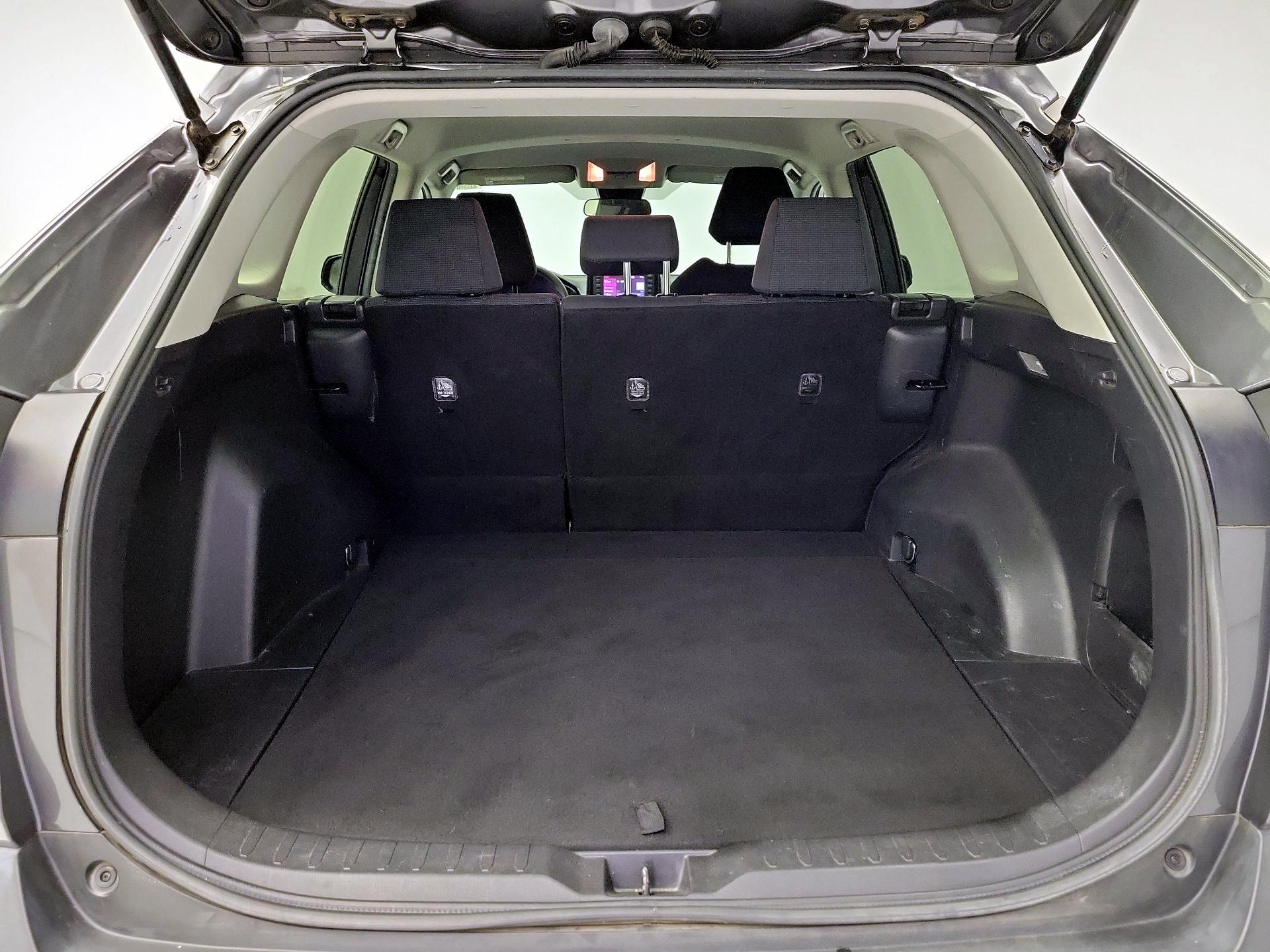 Thumbnail: 2021 Toyota RAV4 - 19
