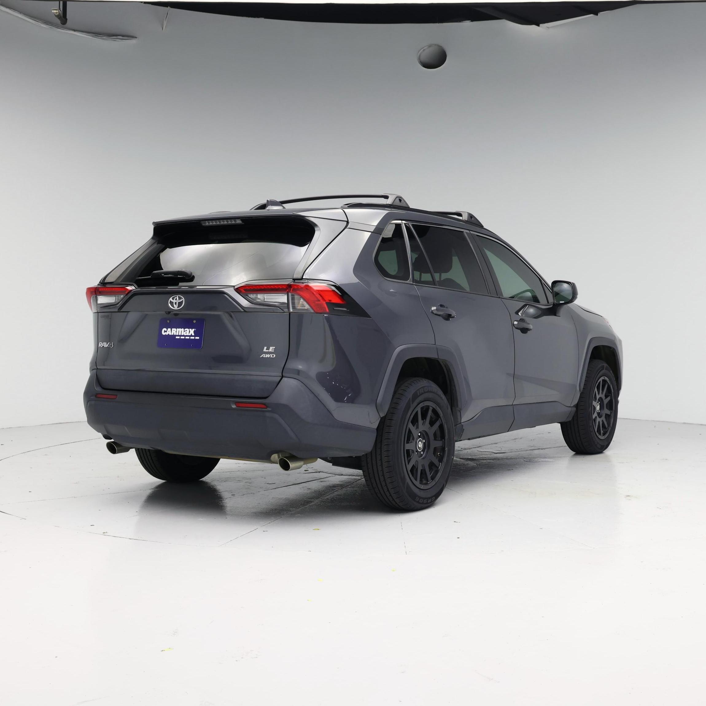Thumbnail: 2021 Toyota RAV4 - 8