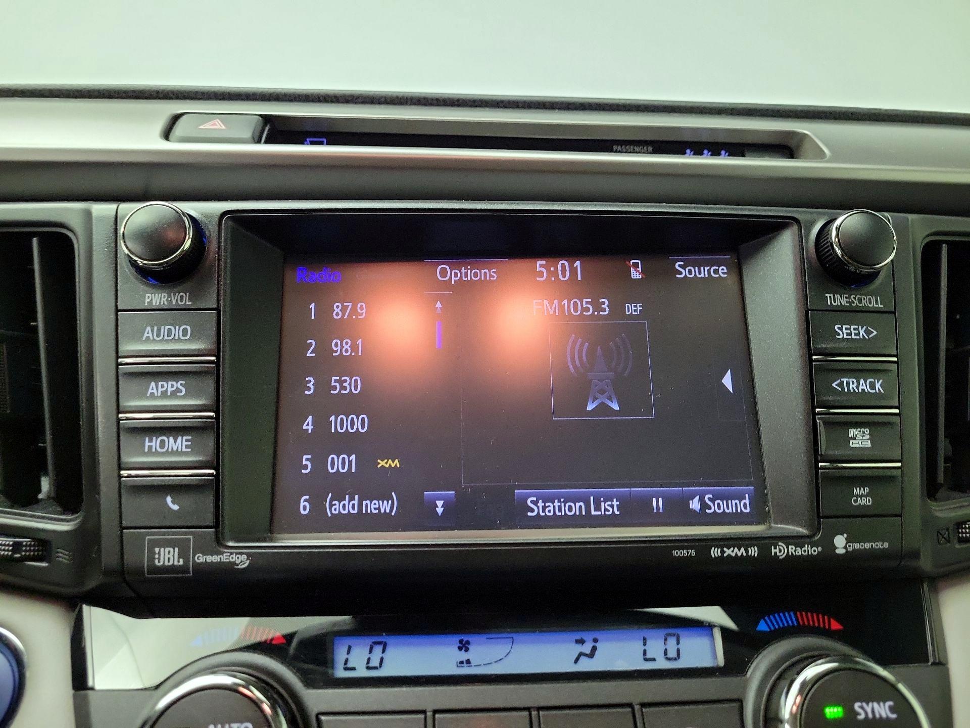 Thumbnail: 2018 Toyota RAV4 - 15
