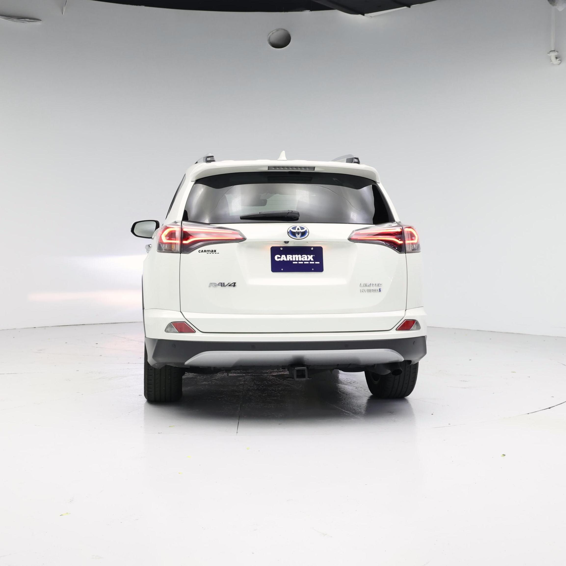 Thumbnail: 2018 Toyota RAV4 - 6
